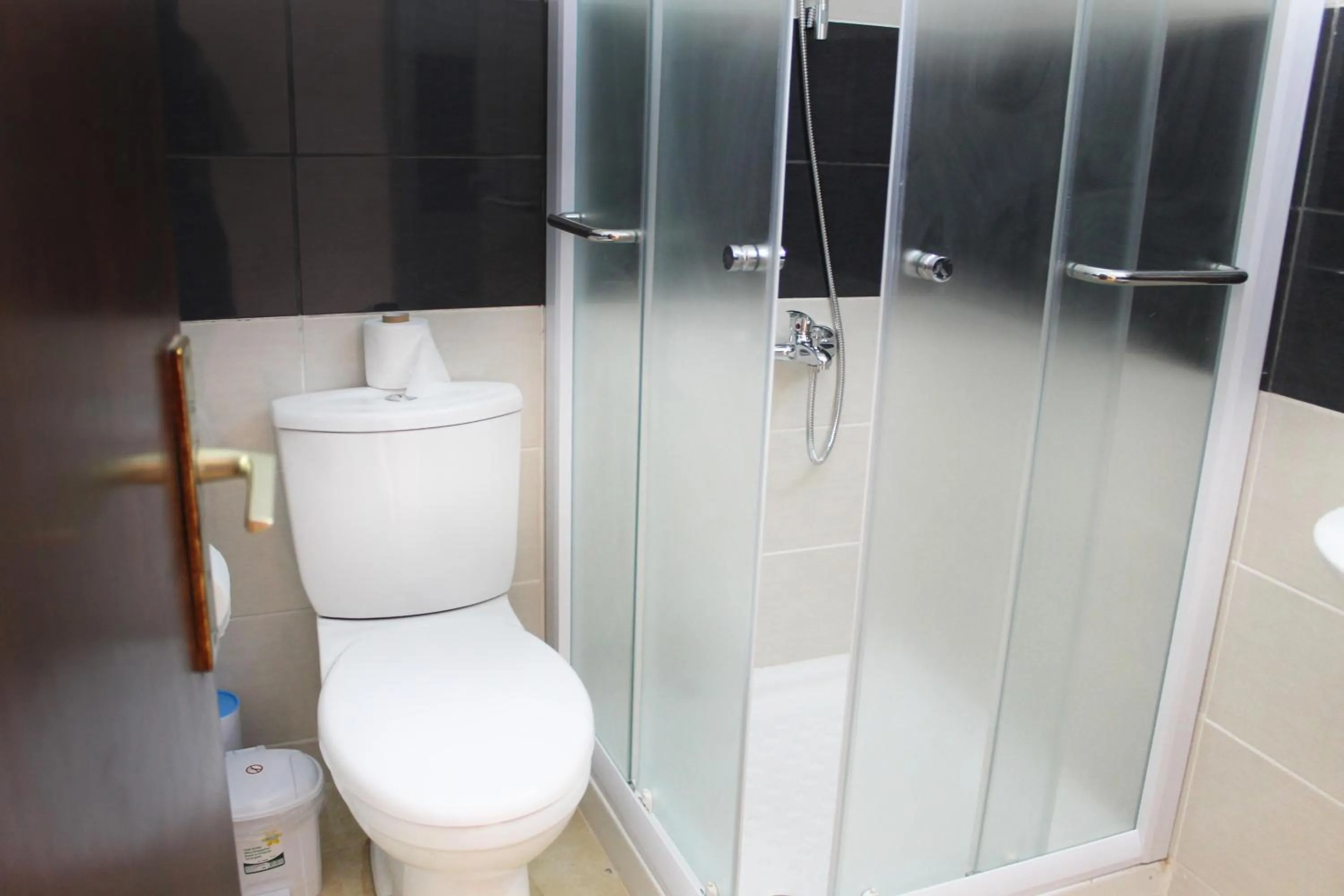 Bathroom in Tiffany City Apartments