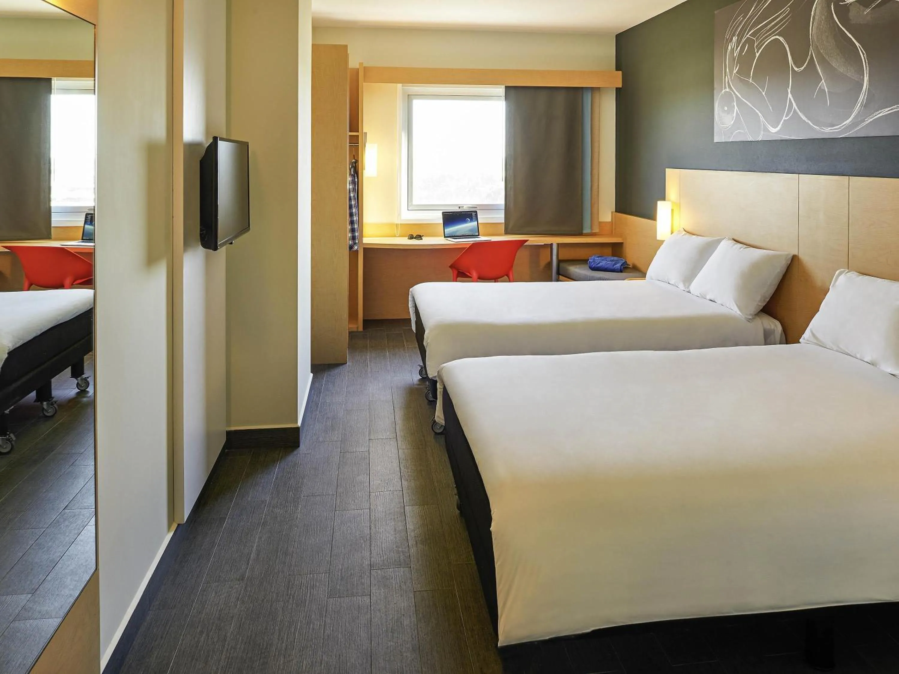 Bedroom, Bed in Ibis Culiacan