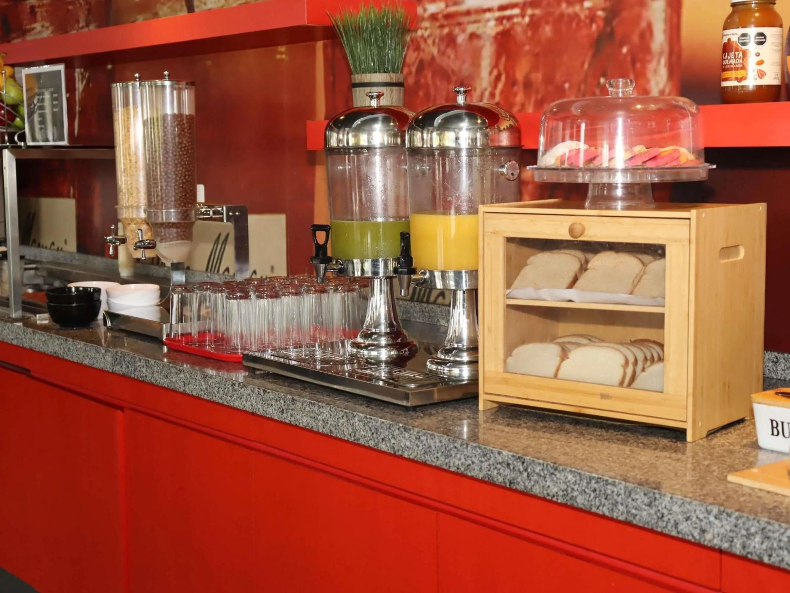 Restaurant/places to eat in Ibis Culiacan