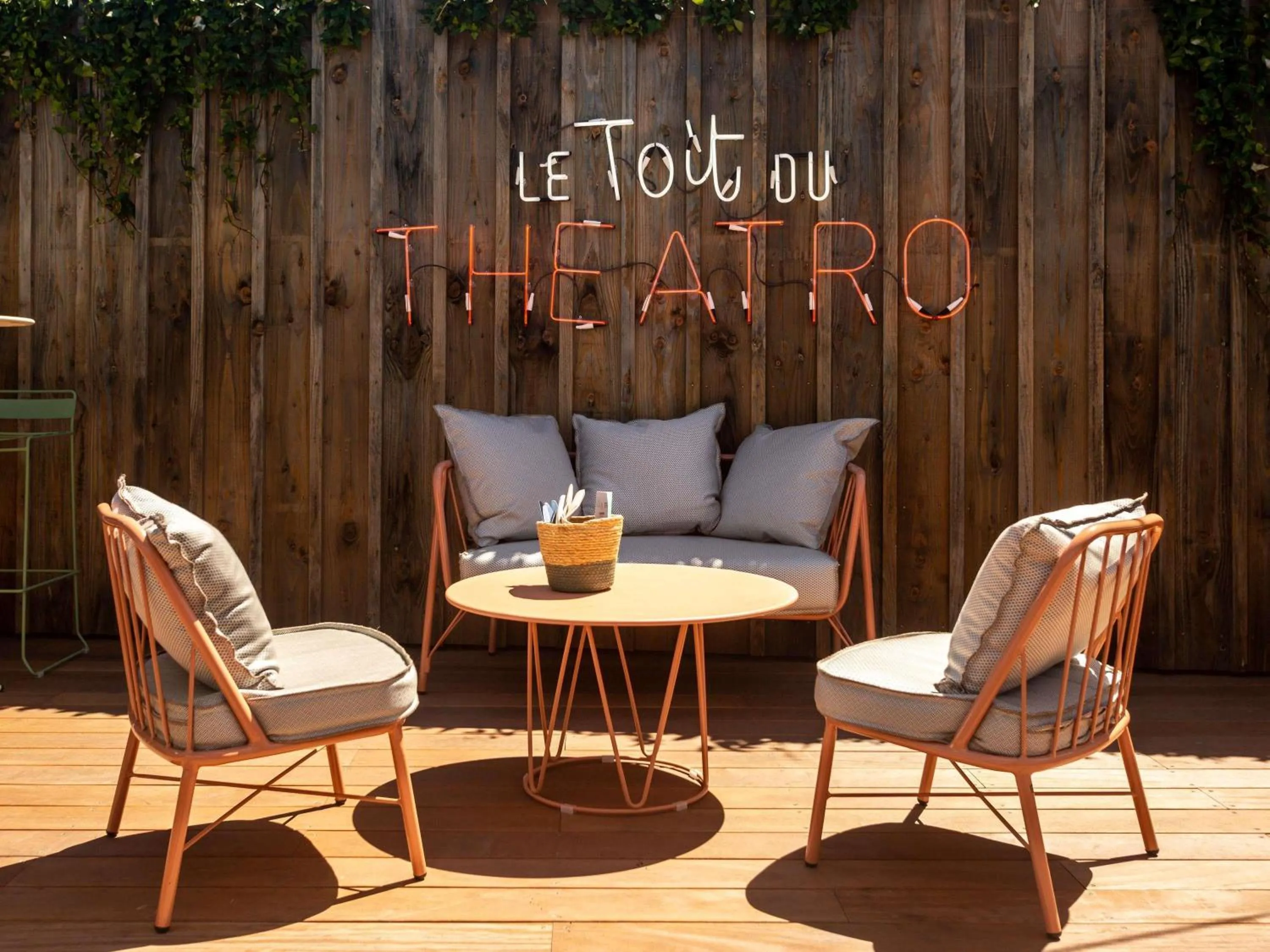 Restaurant/places to eat in ibis styles Albi Centre Le Theatro