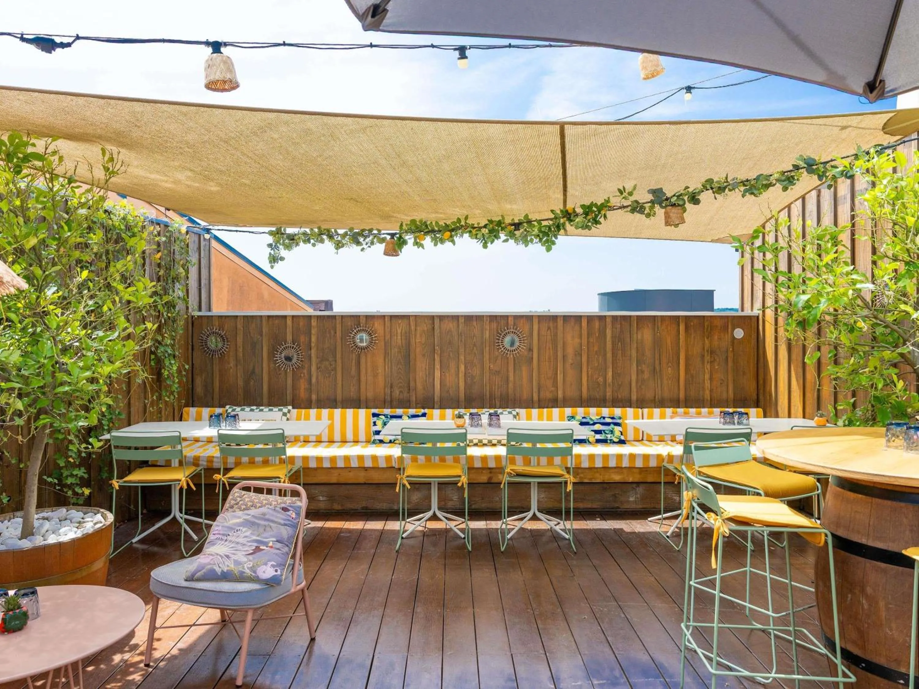 Restaurant/places to eat in ibis styles Albi Centre Le Theatro