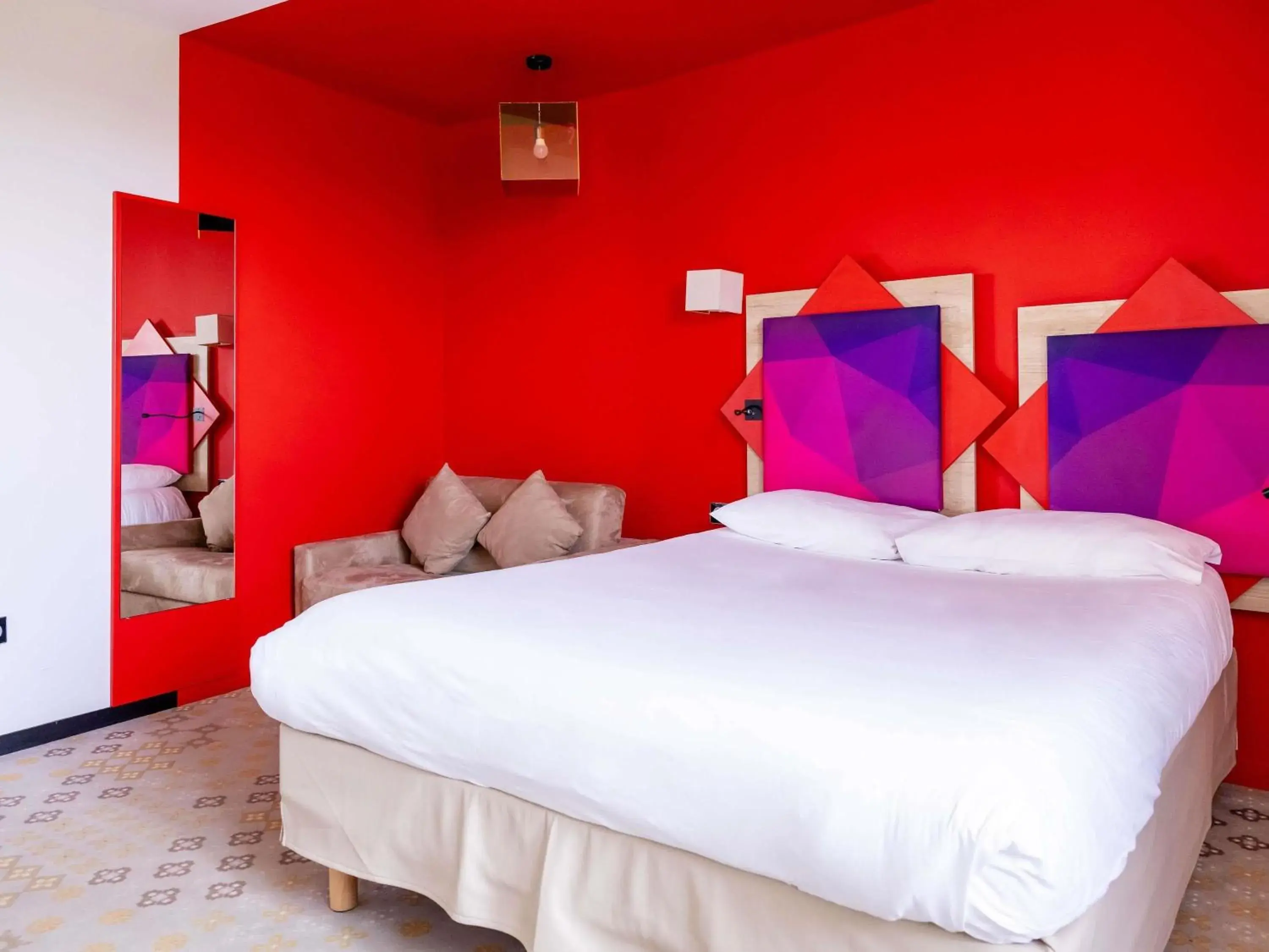 Standard Double Room with Sofa Bed in ibis styles Albi Centre Le Theatro Standard Double Room with Sofa Bed in ibis styles Albi Centre Le Theatro