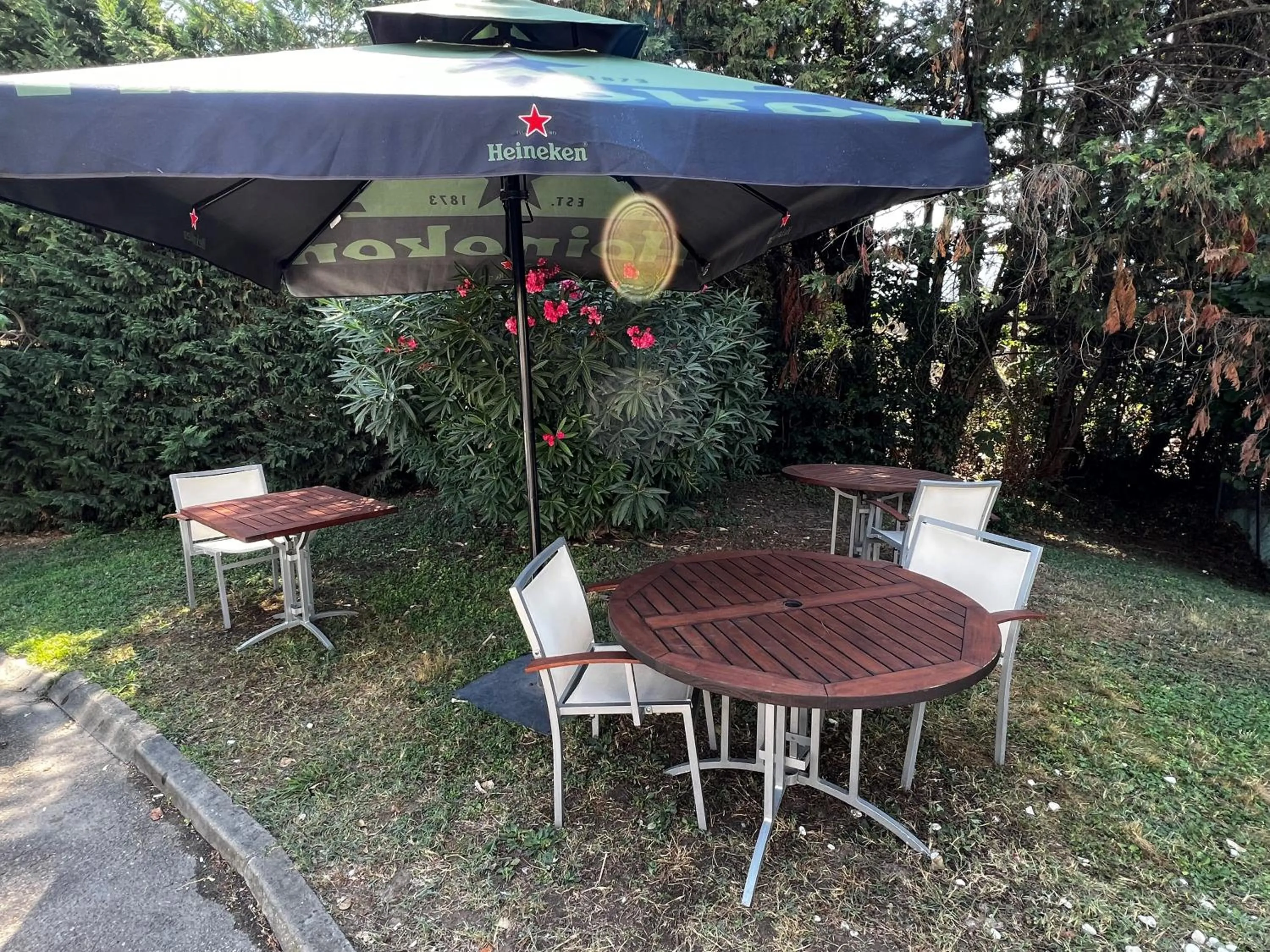 Patio in Ibis Budget Marseille Est Porte d'Aubagne