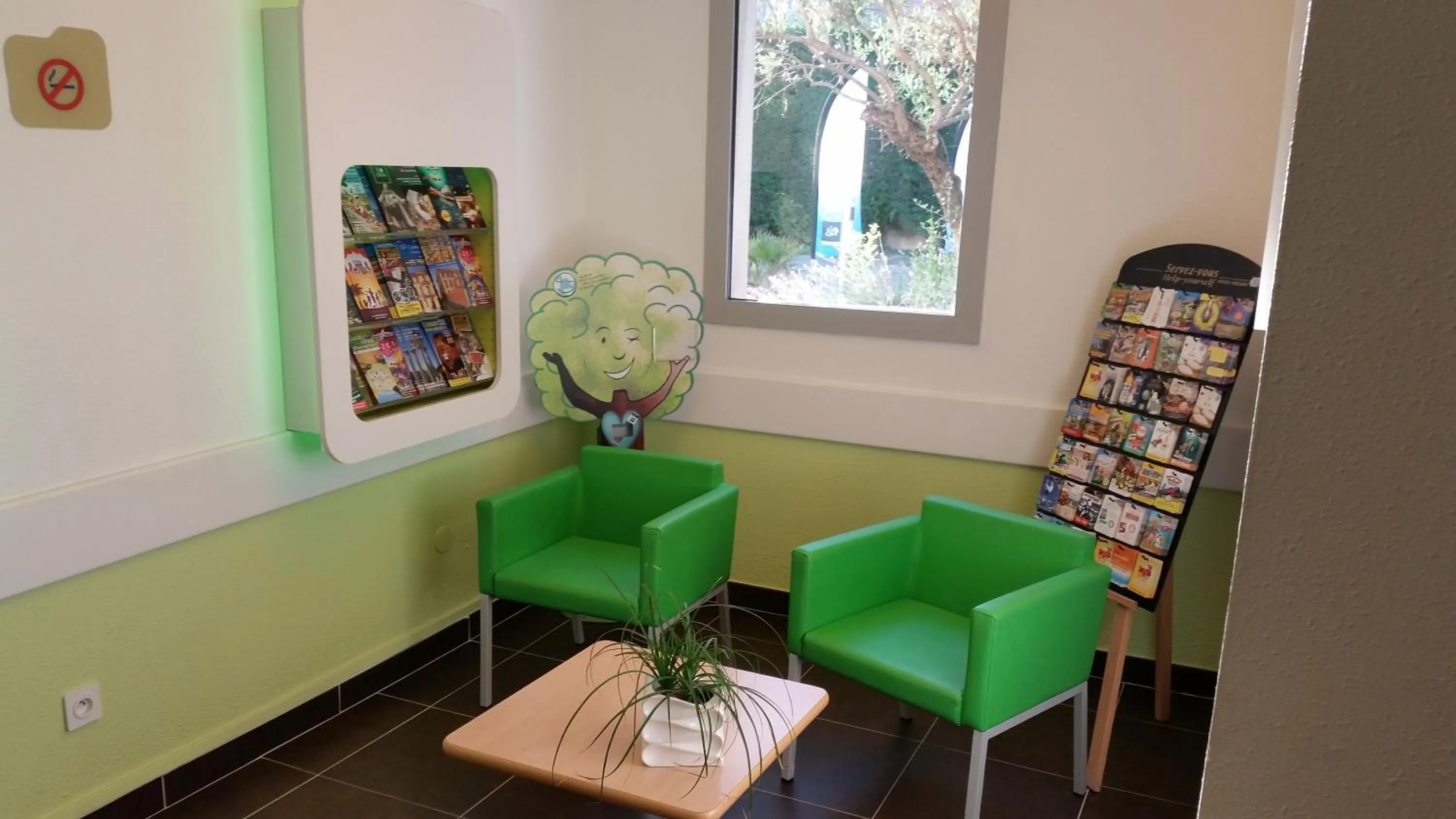 Lobby or reception in Ibis Budget Marseille Est Porte d'Aubagne