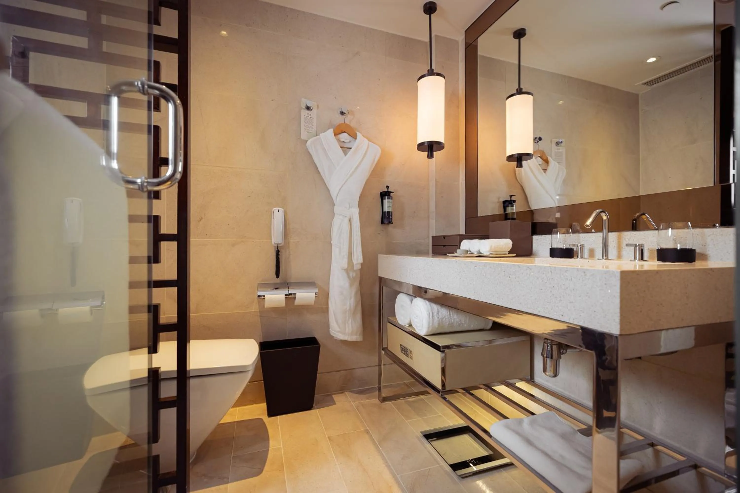 Toilet in City Of Dreams - Nüwa Manila