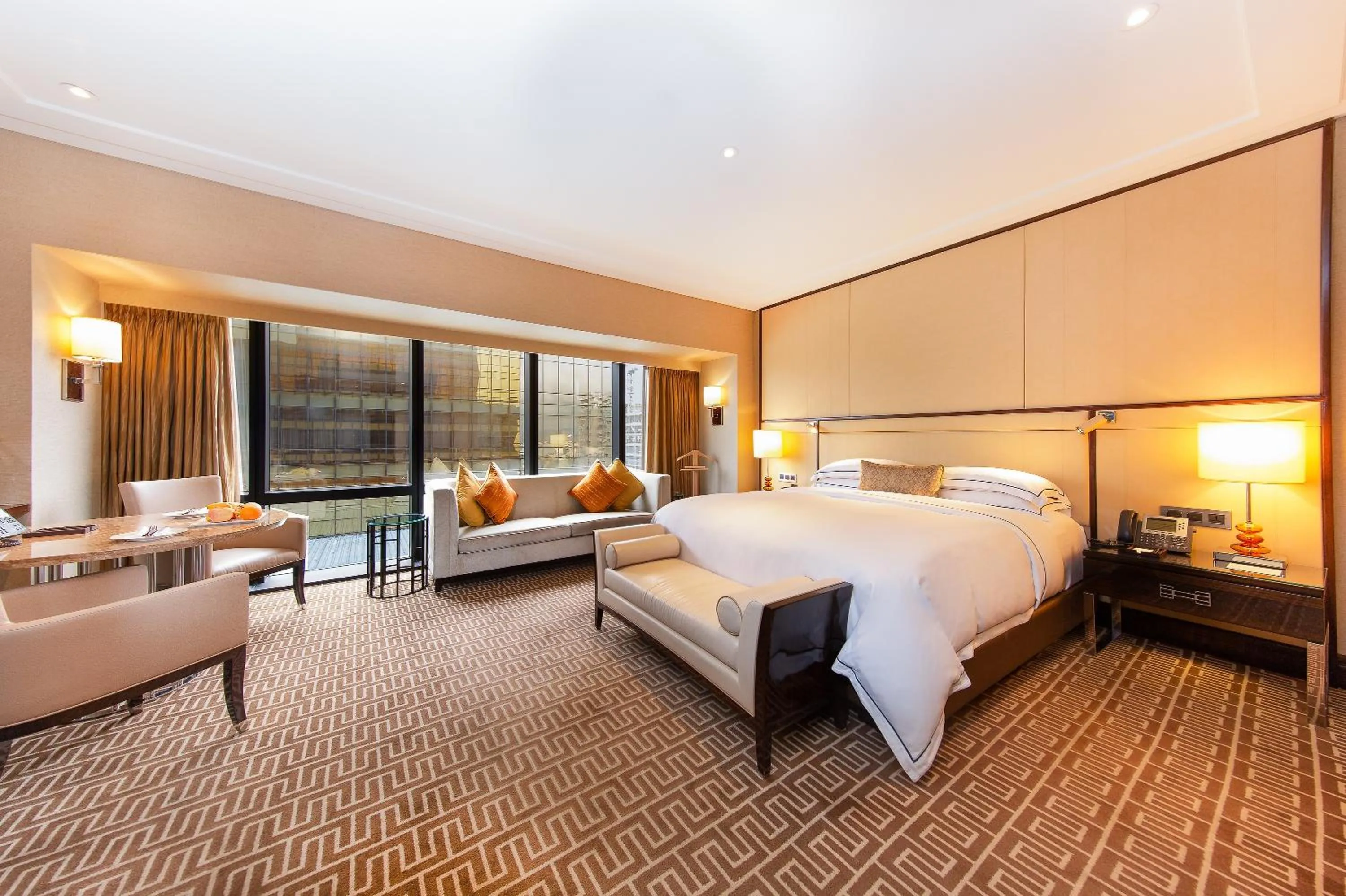 Bedroom, Bed in City Of Dreams - Nüwa Manila