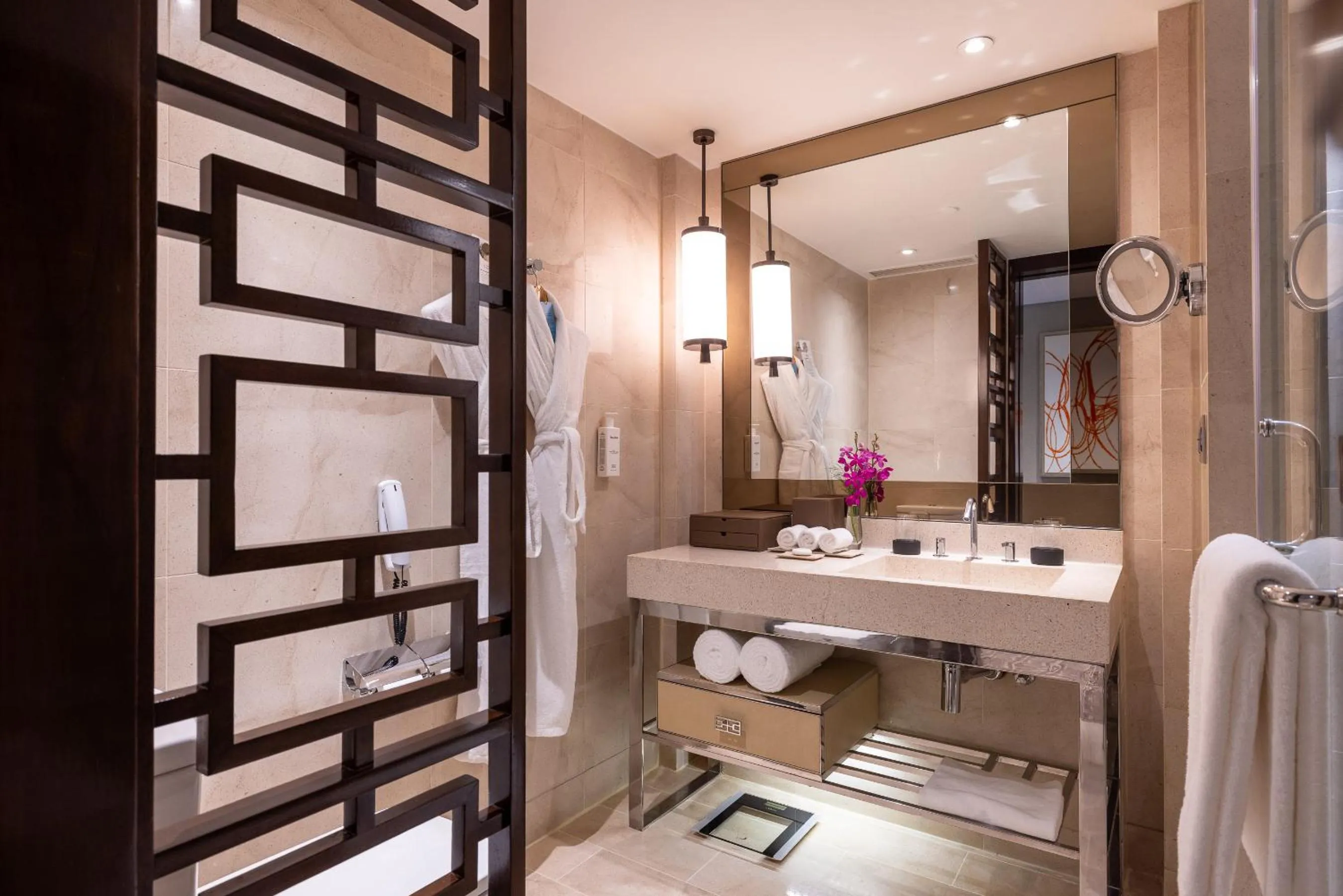 Bathroom in City Of Dreams - Nüwa Manila