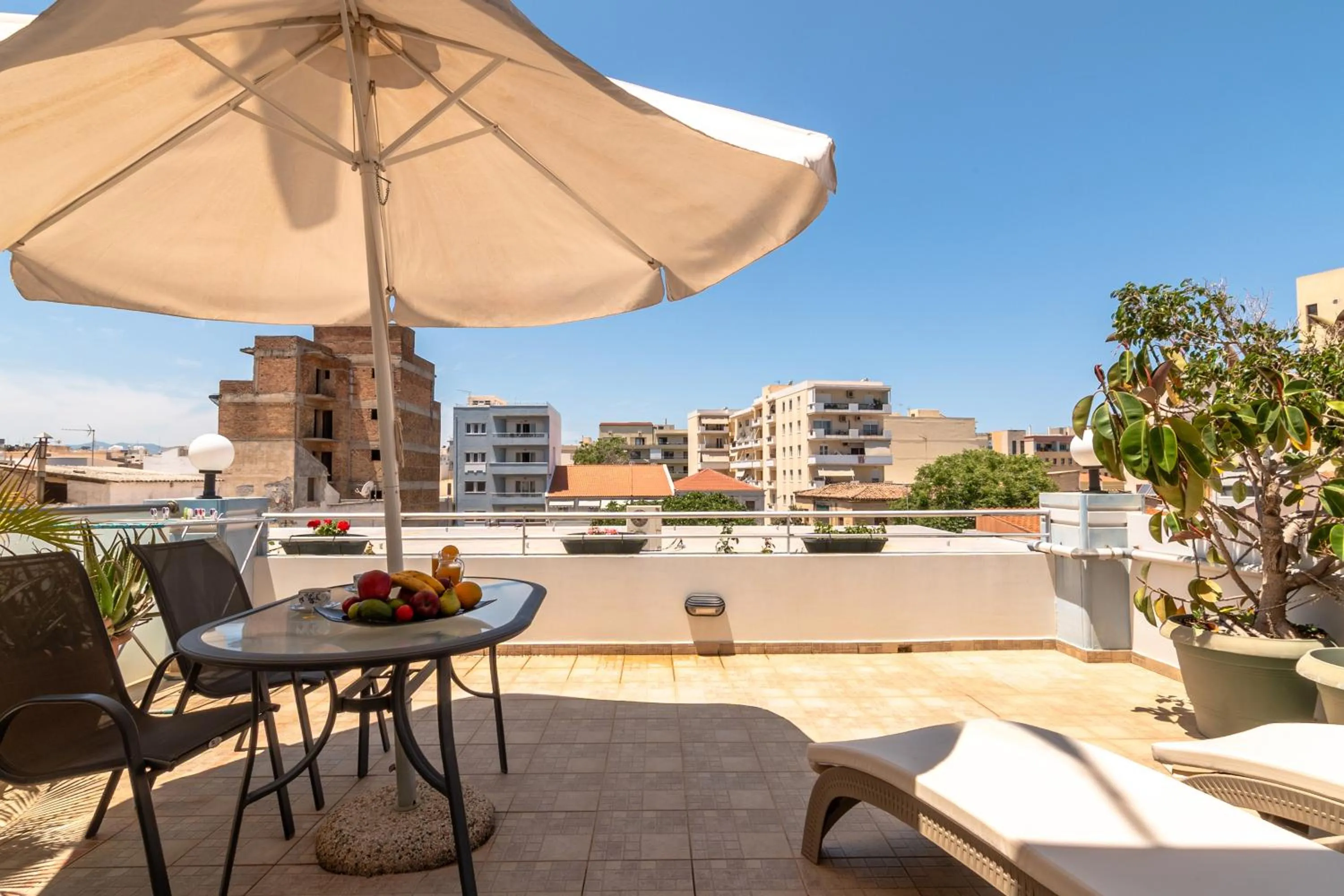 Day in Alena Apartments