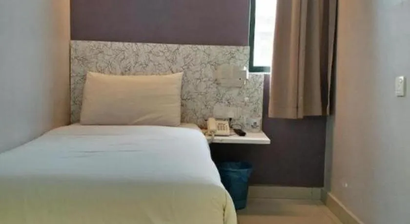 Bed in BLUEMOON BOUTIQUE HOTEL