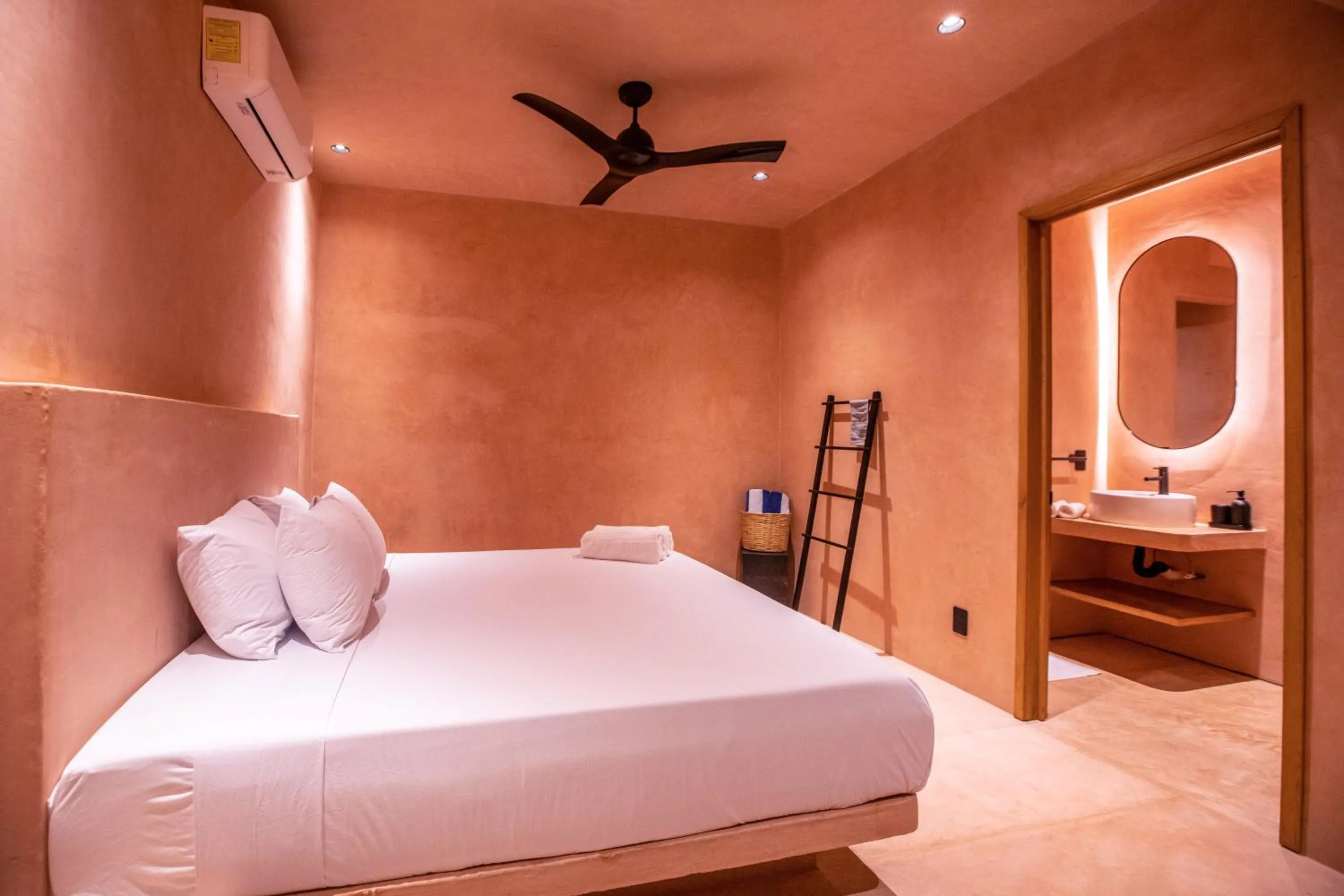 Photo of the whole room, Bed in Casa Toro La Punta