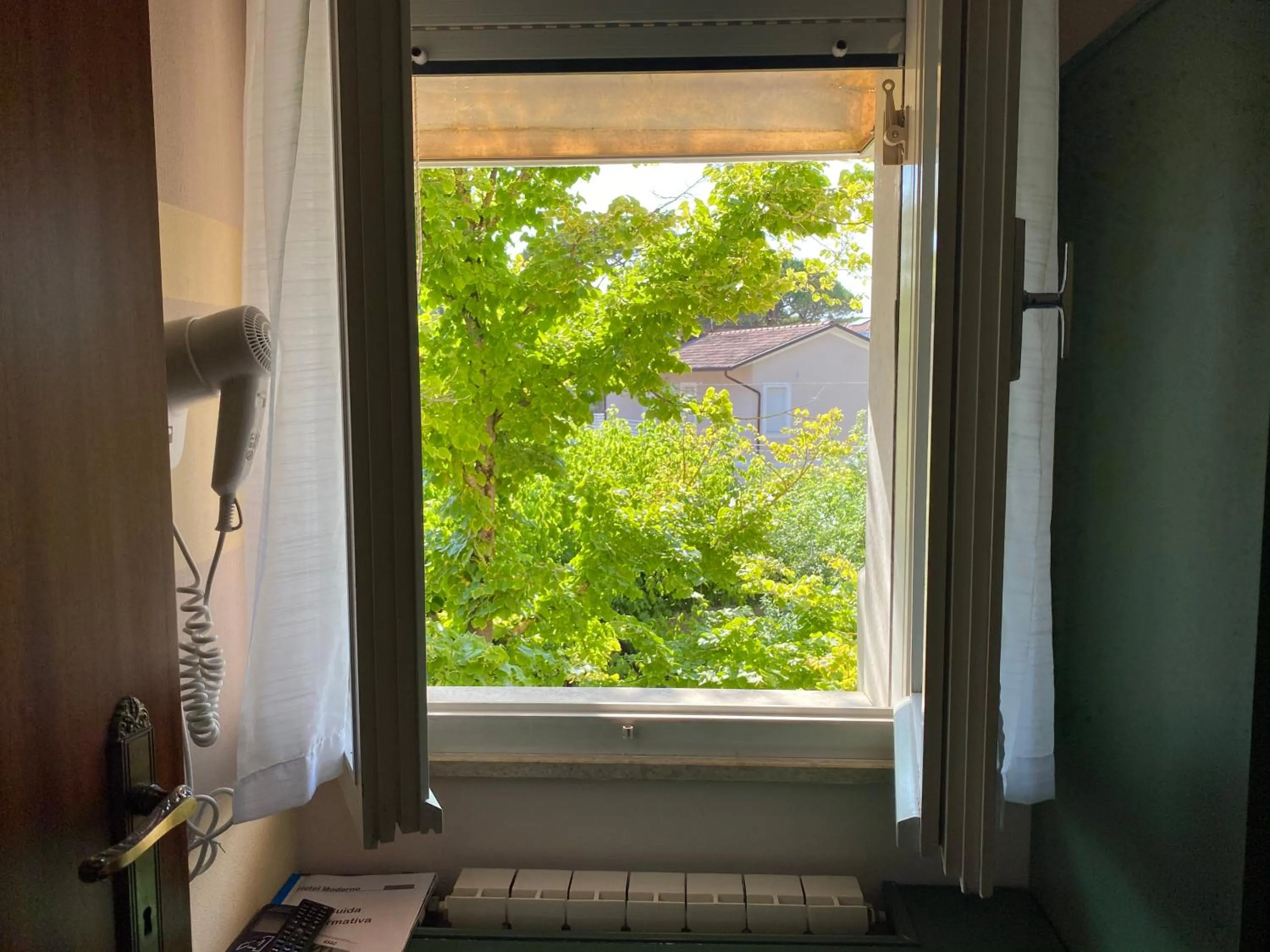 Inner courtyard view in Hotel Moderno - Bed & Breakfast