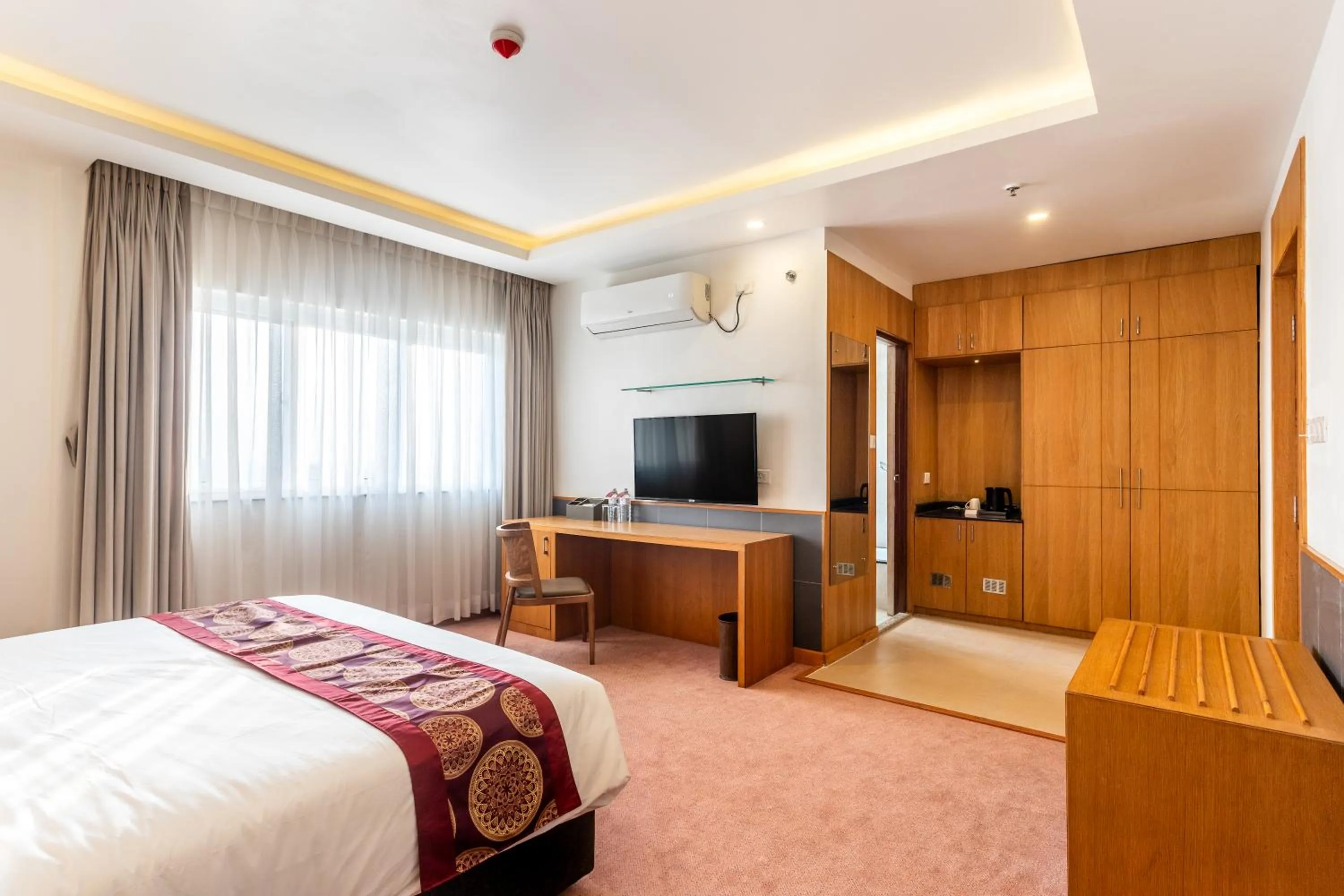 Photo of the whole room, Bed in Mandala Norling Lords Prime Kathmandu