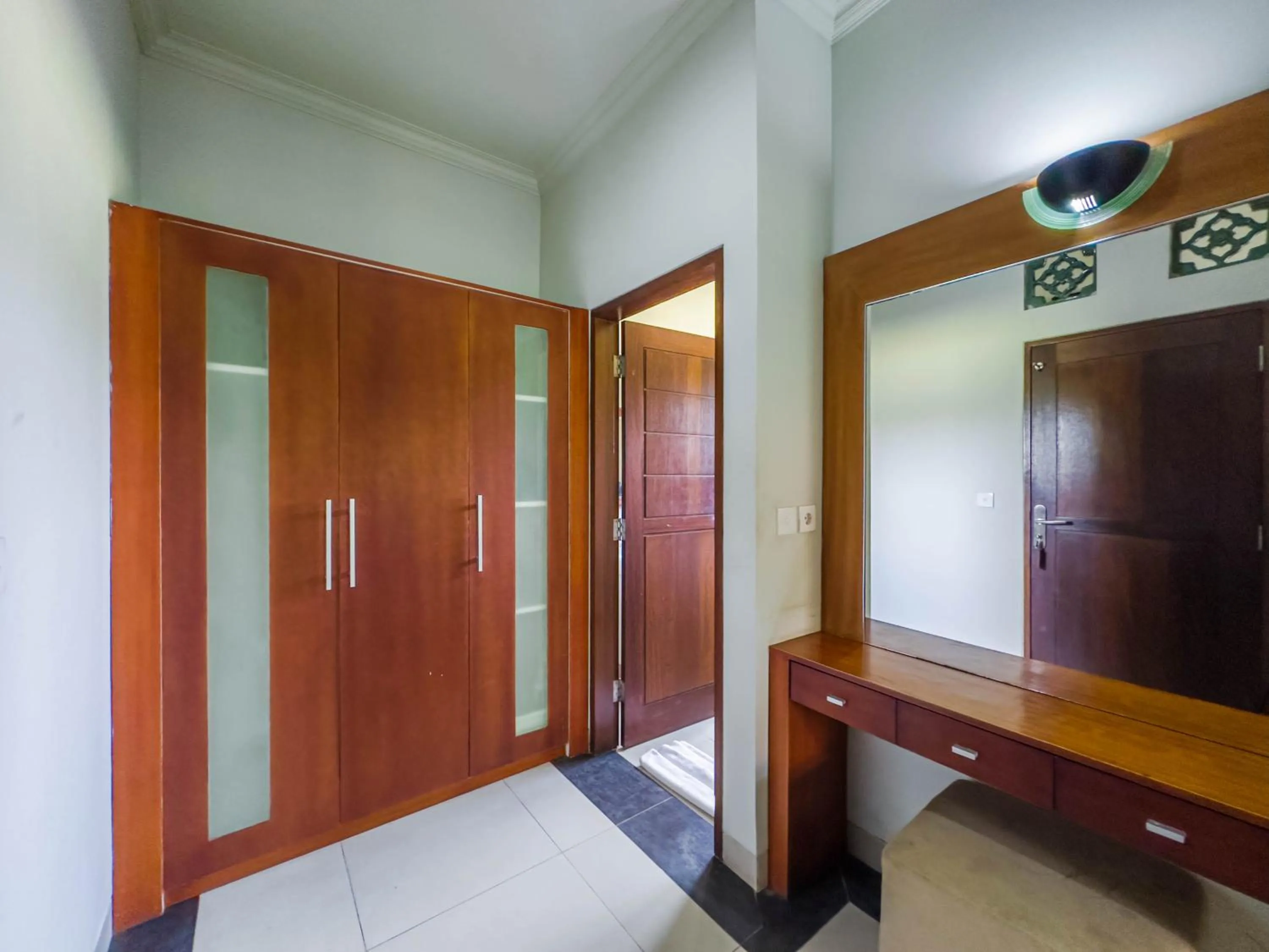 wardrobe in Uma Dana Ubud