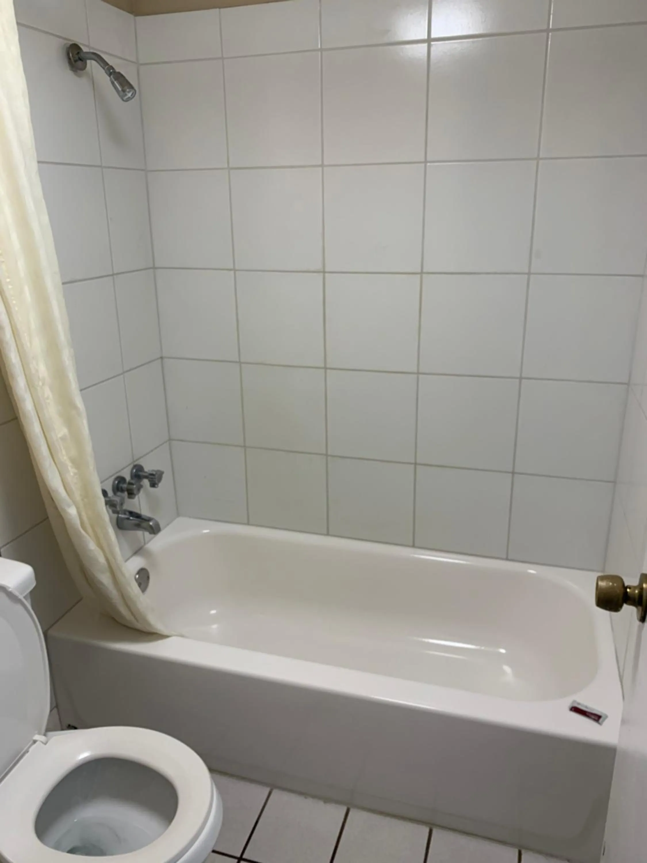 Bathroom in Budget Inn Motel