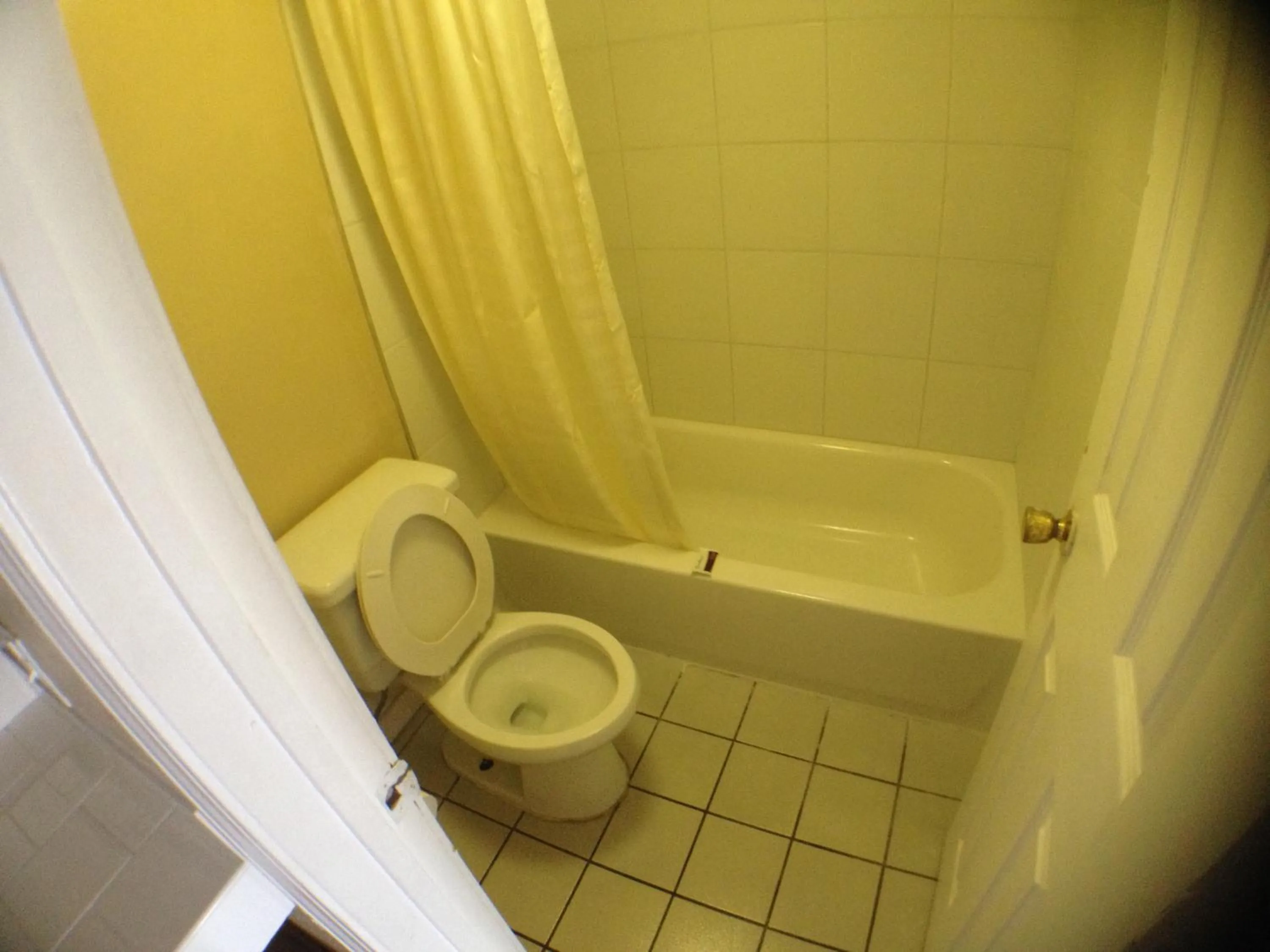 Photo of the whole room in Budget Inn Motel