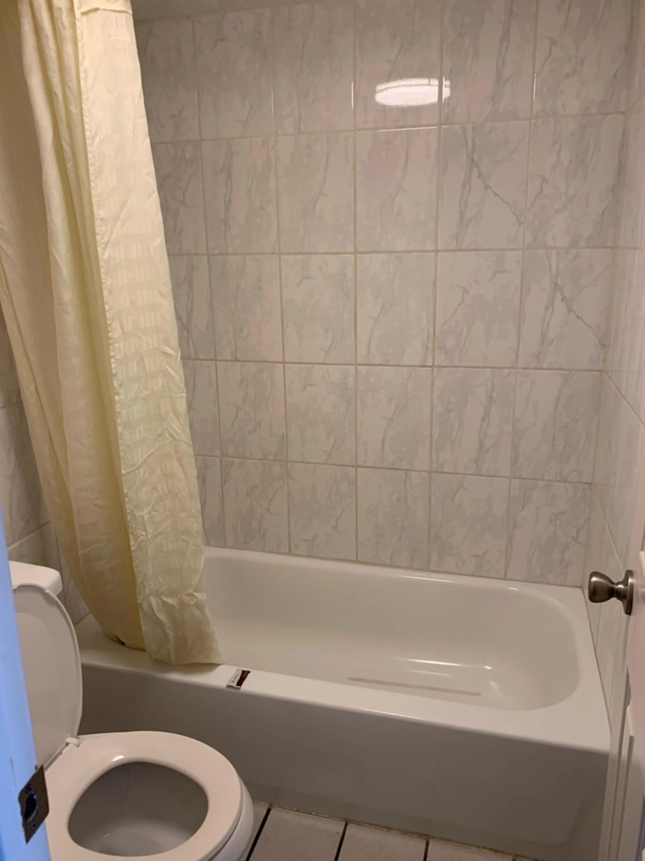 Bathroom in Budget Inn Motel