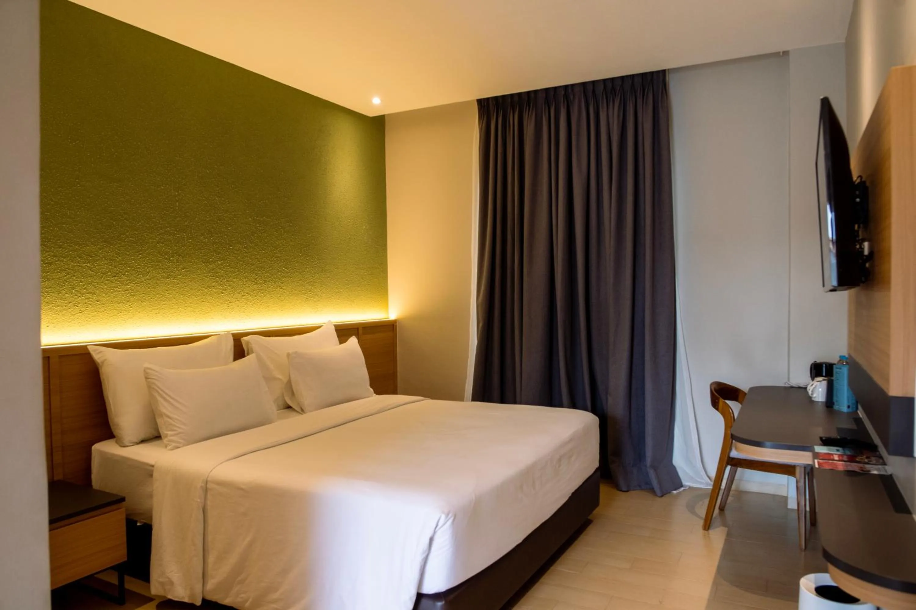 Bed in Khas Palu Hotel