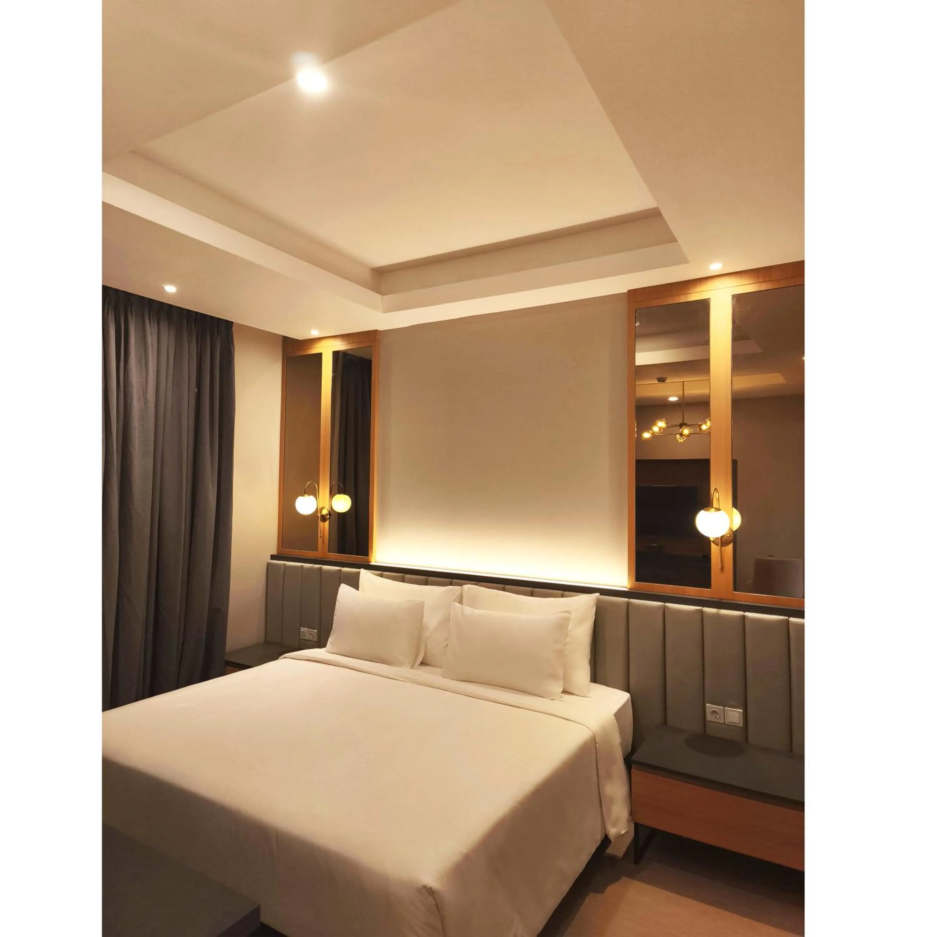 Bedroom, Bed in Khas Palu Hotel