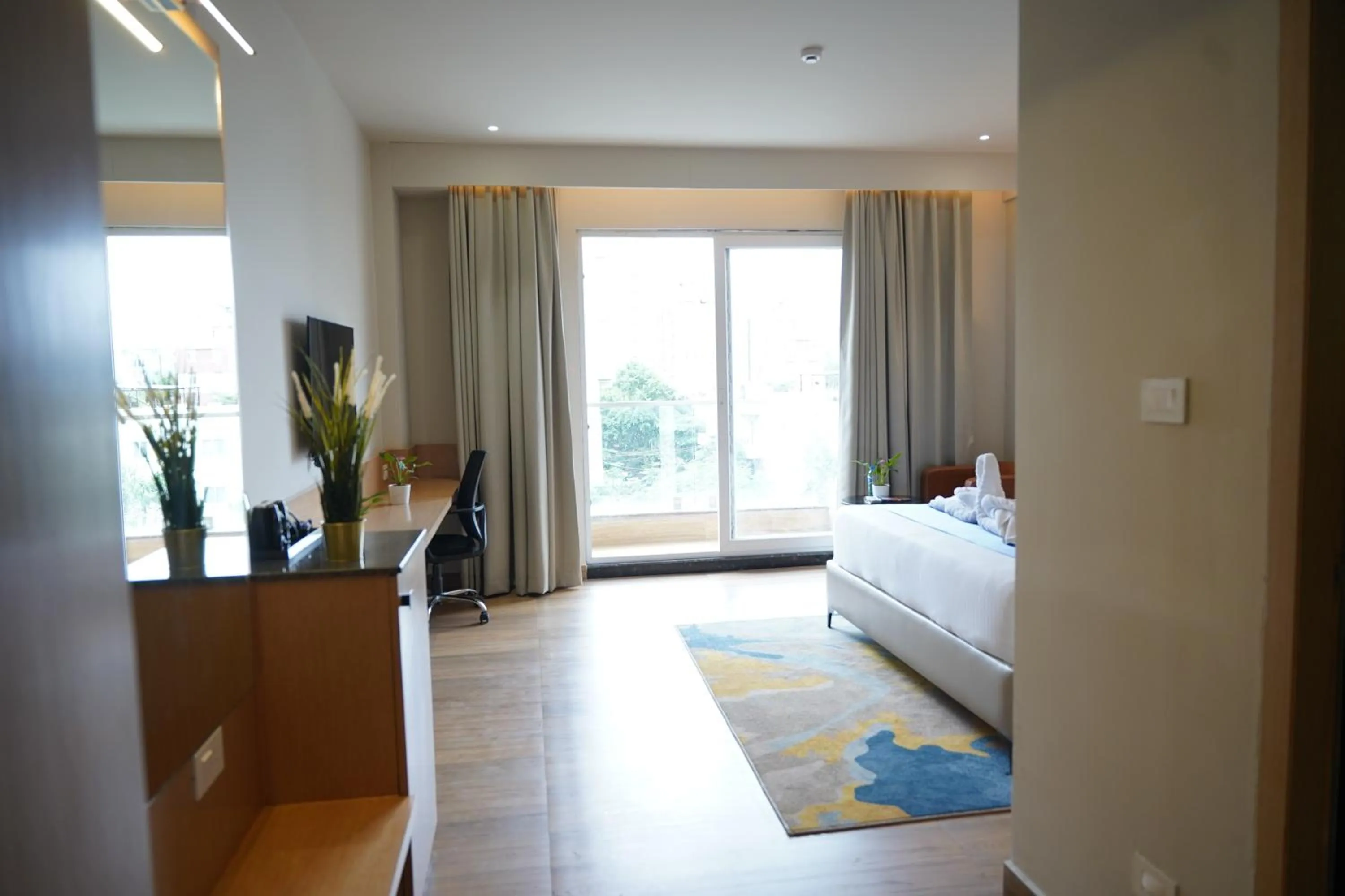 Bed in Clarion Hotel Hyderabad