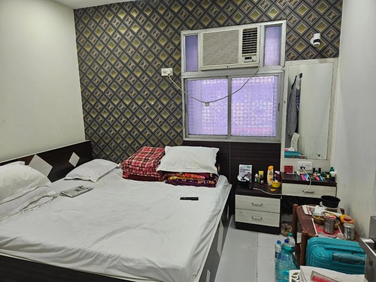 Bed in Hotel Elliot Comfort Inn