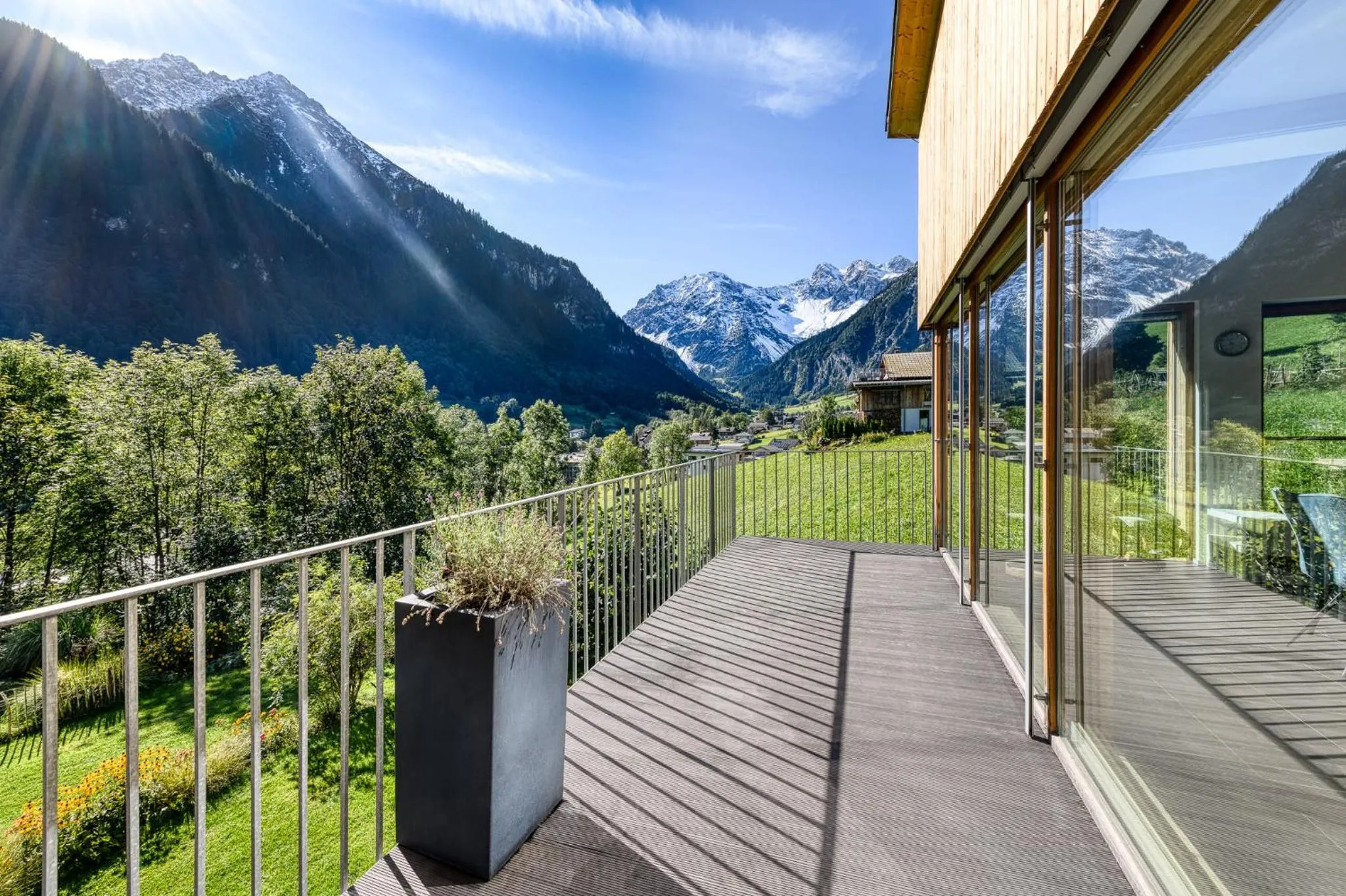Day in Panorama Chalet Bellavista