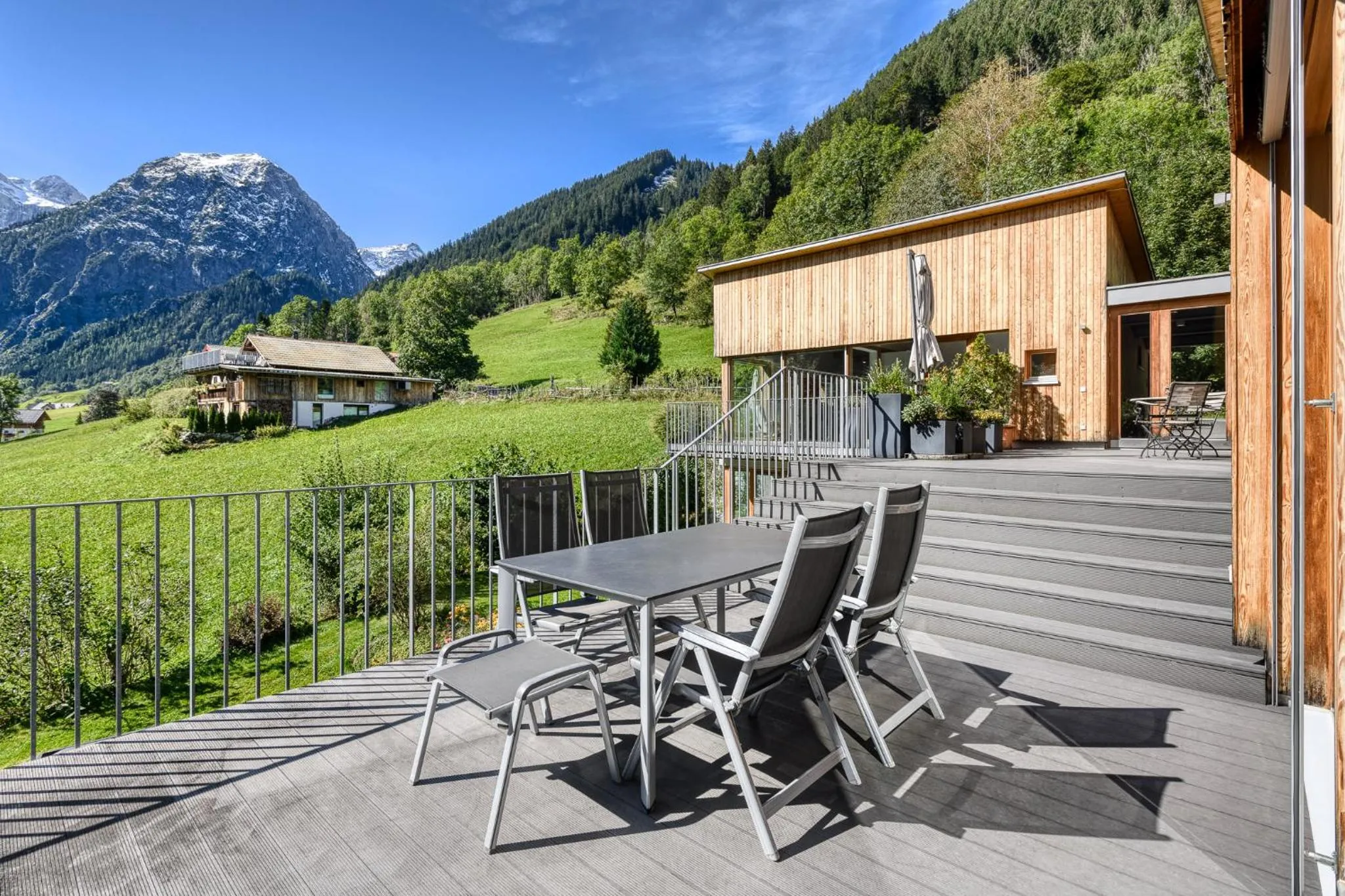 Property building in Panorama Chalet Bellavista