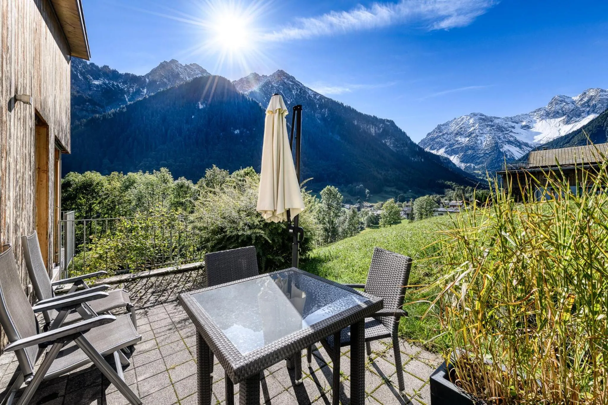 Patio in Panorama Chalet Bellavista