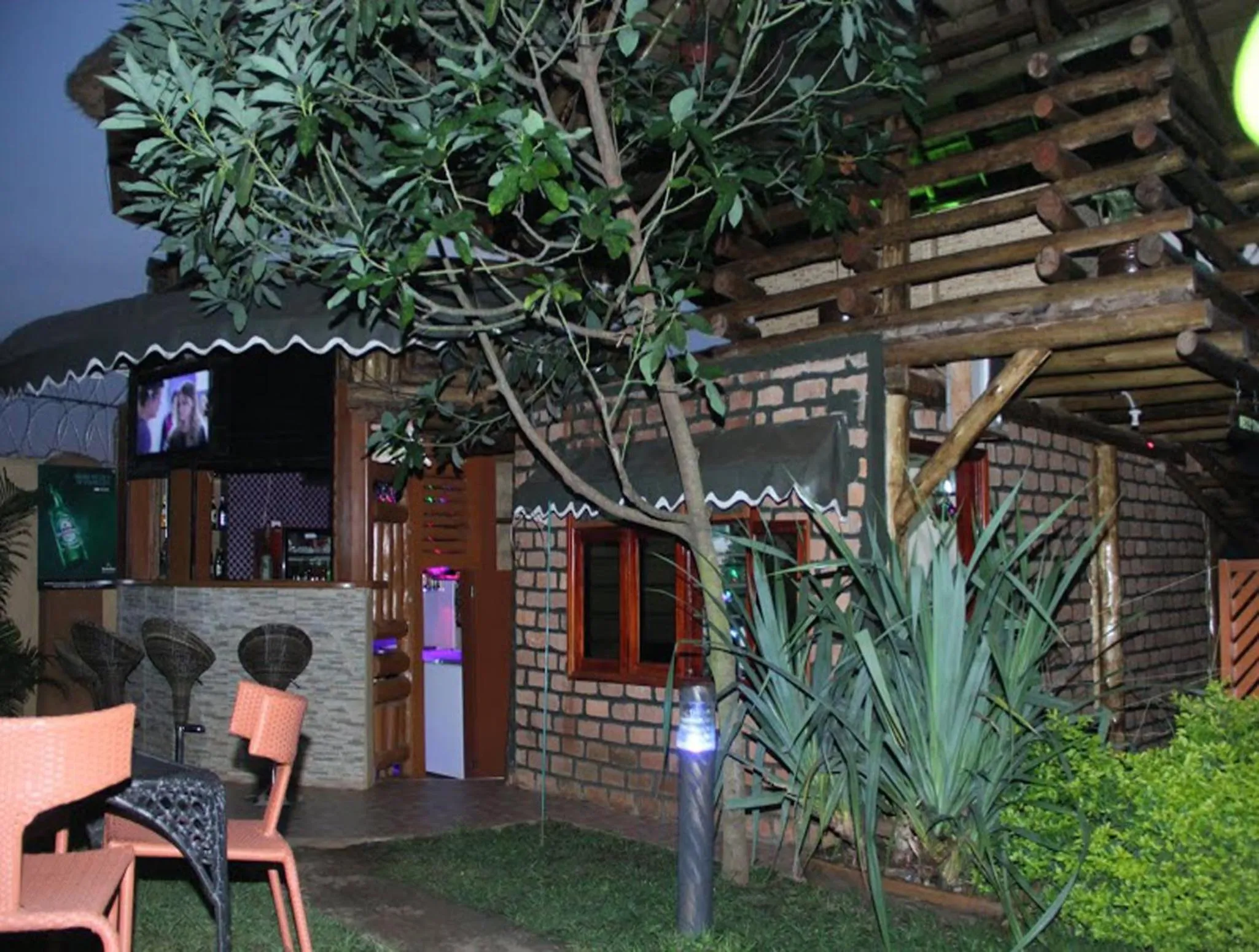 Lounge or bar in Hotel Gorilla's Nest Entebbe