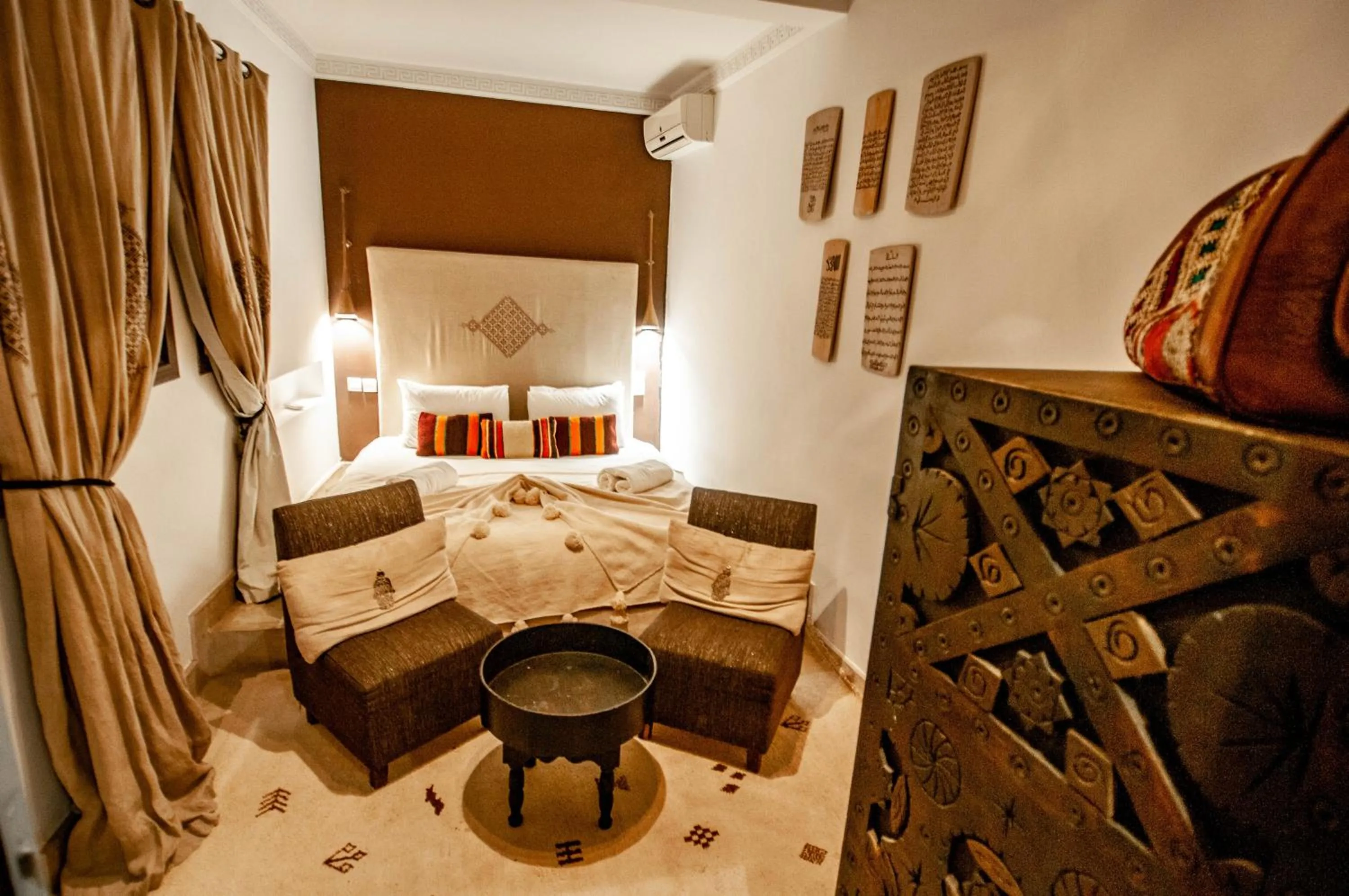 Bed in Riad Origines