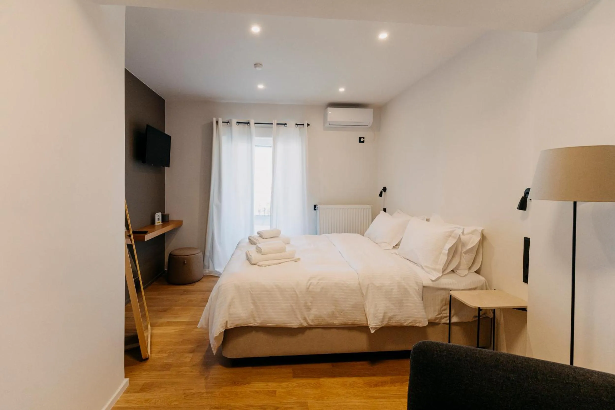 Bedroom, Bed in Tyto Alba Habitat
