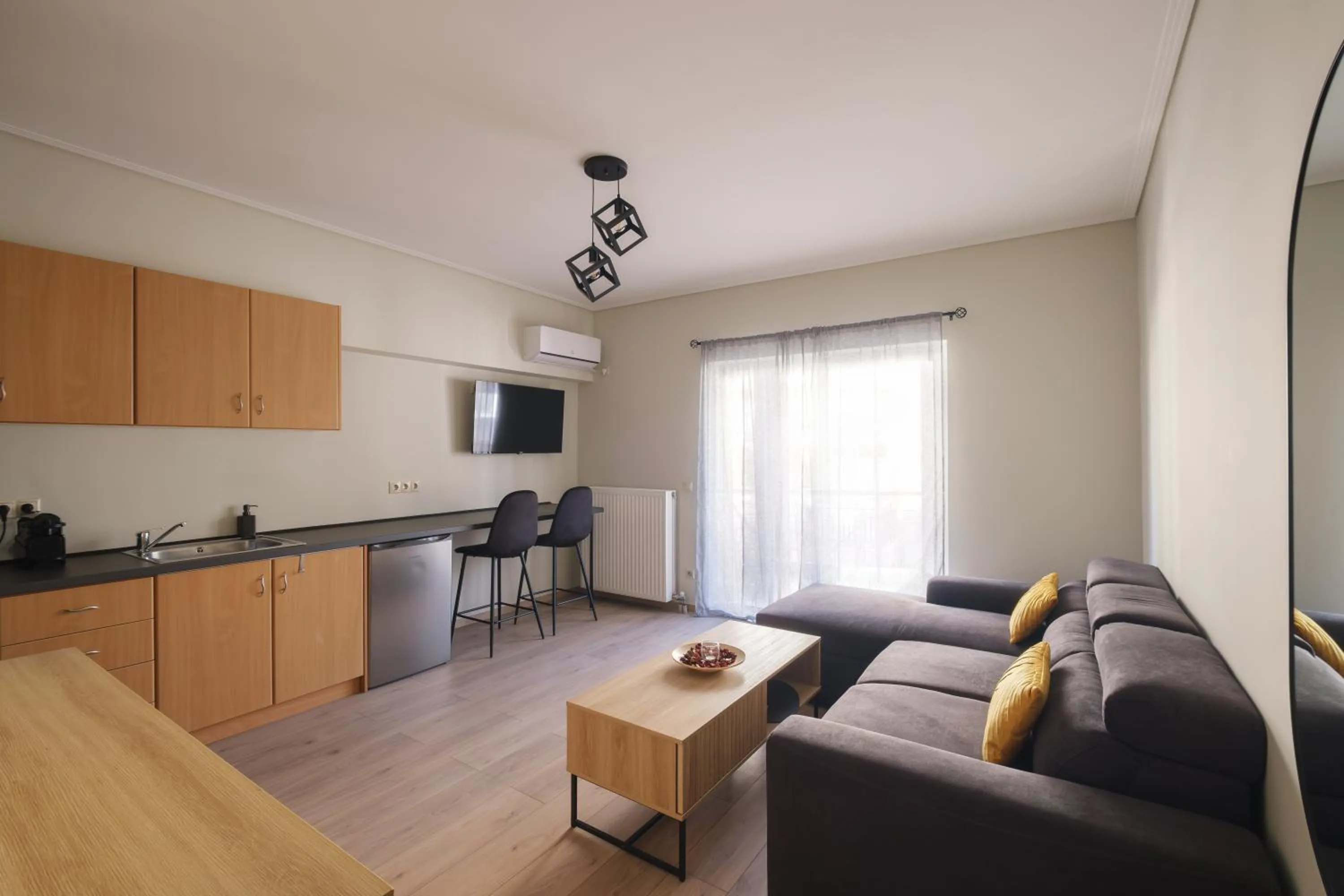 TV and multimedia in Tyto Alba Habitat