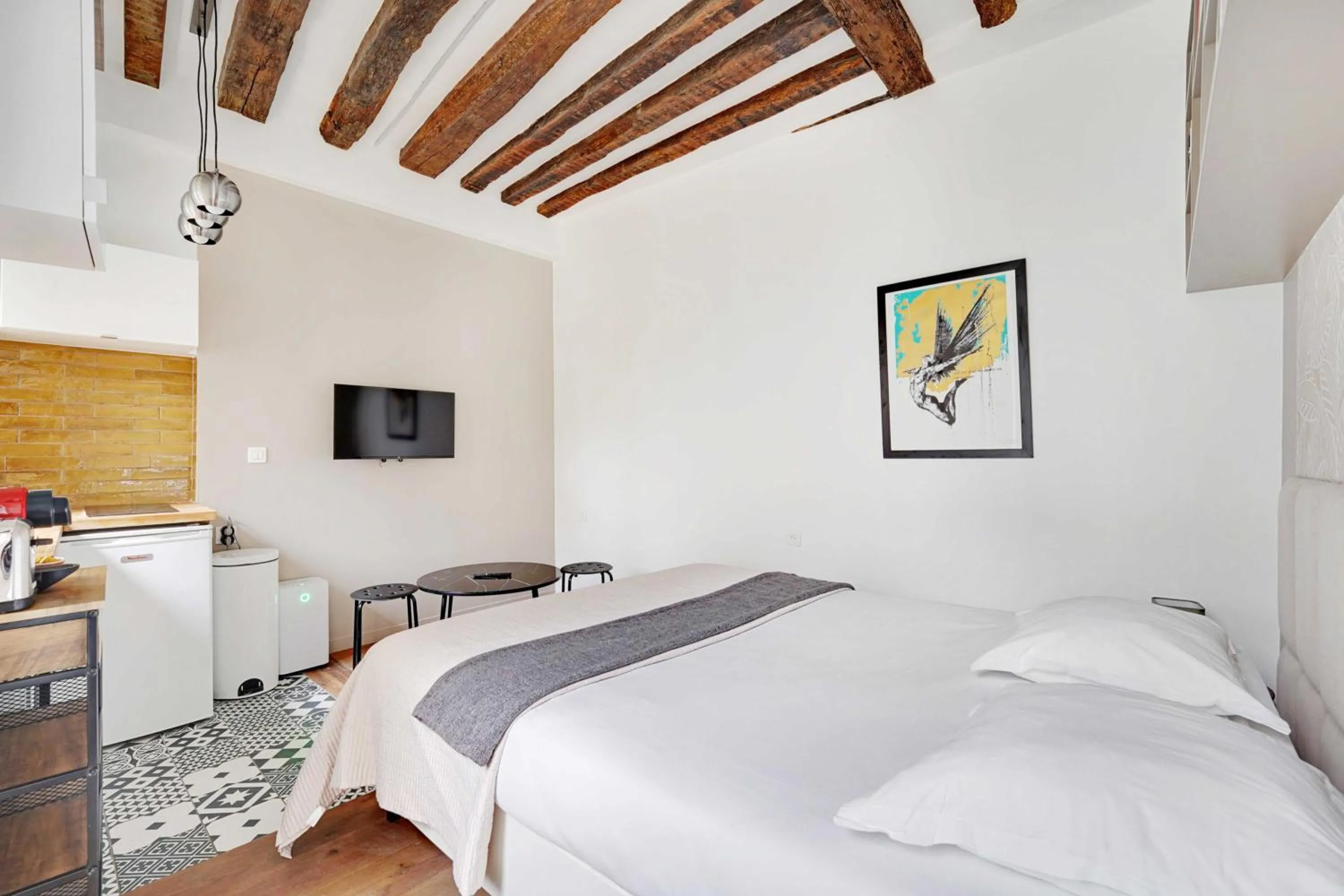 Bed in Classy studio - Marais Bastille