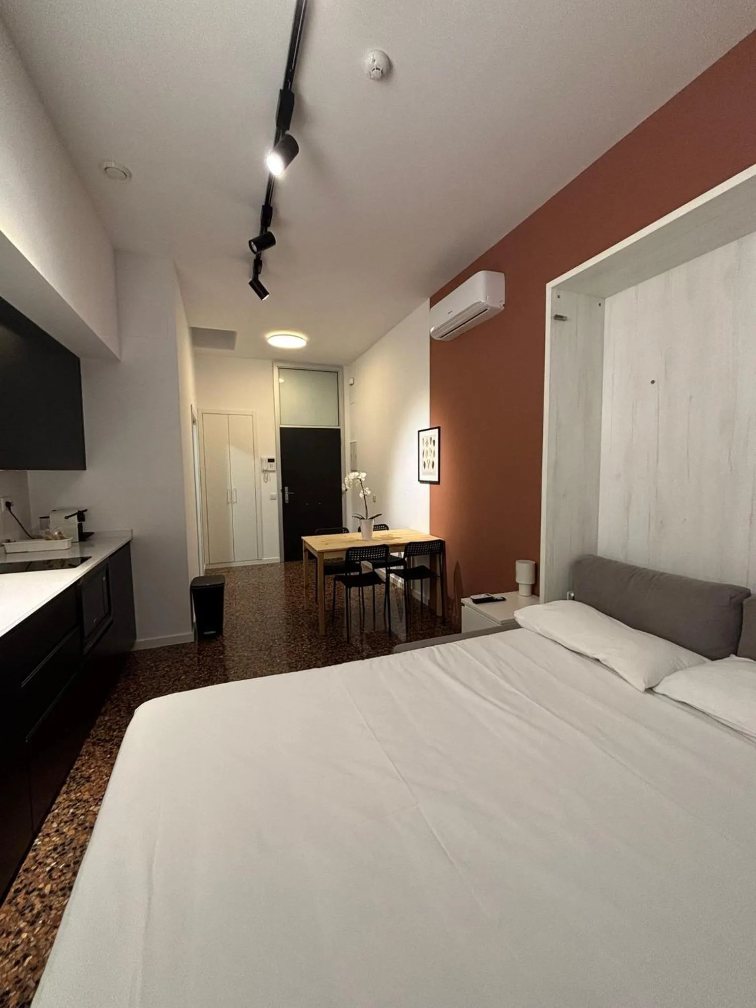 Bed in Apartahotel Espai Verd Benimaclet