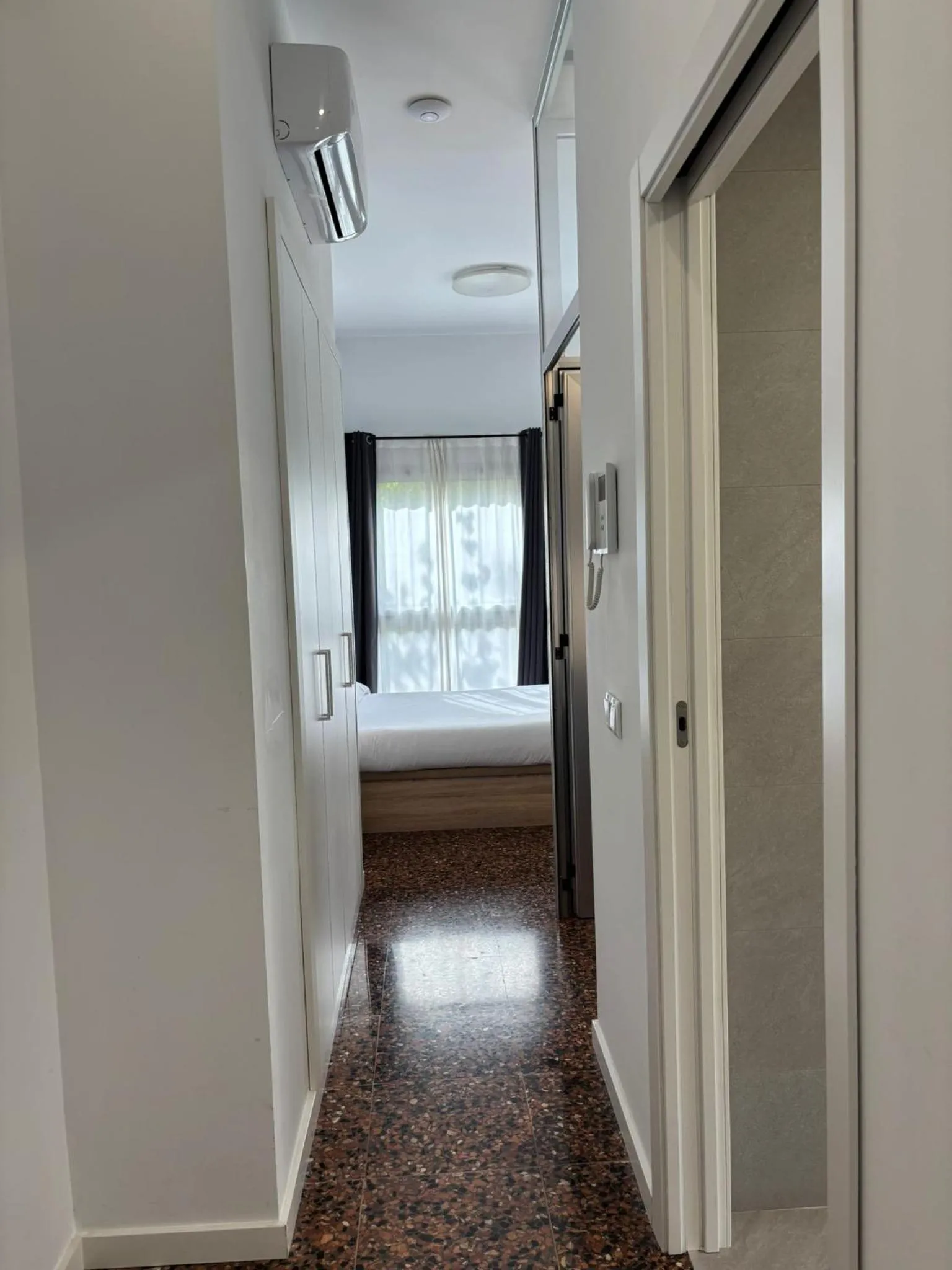 Photo of the whole room, Bed in Apartahotel Espai Verd Benimaclet