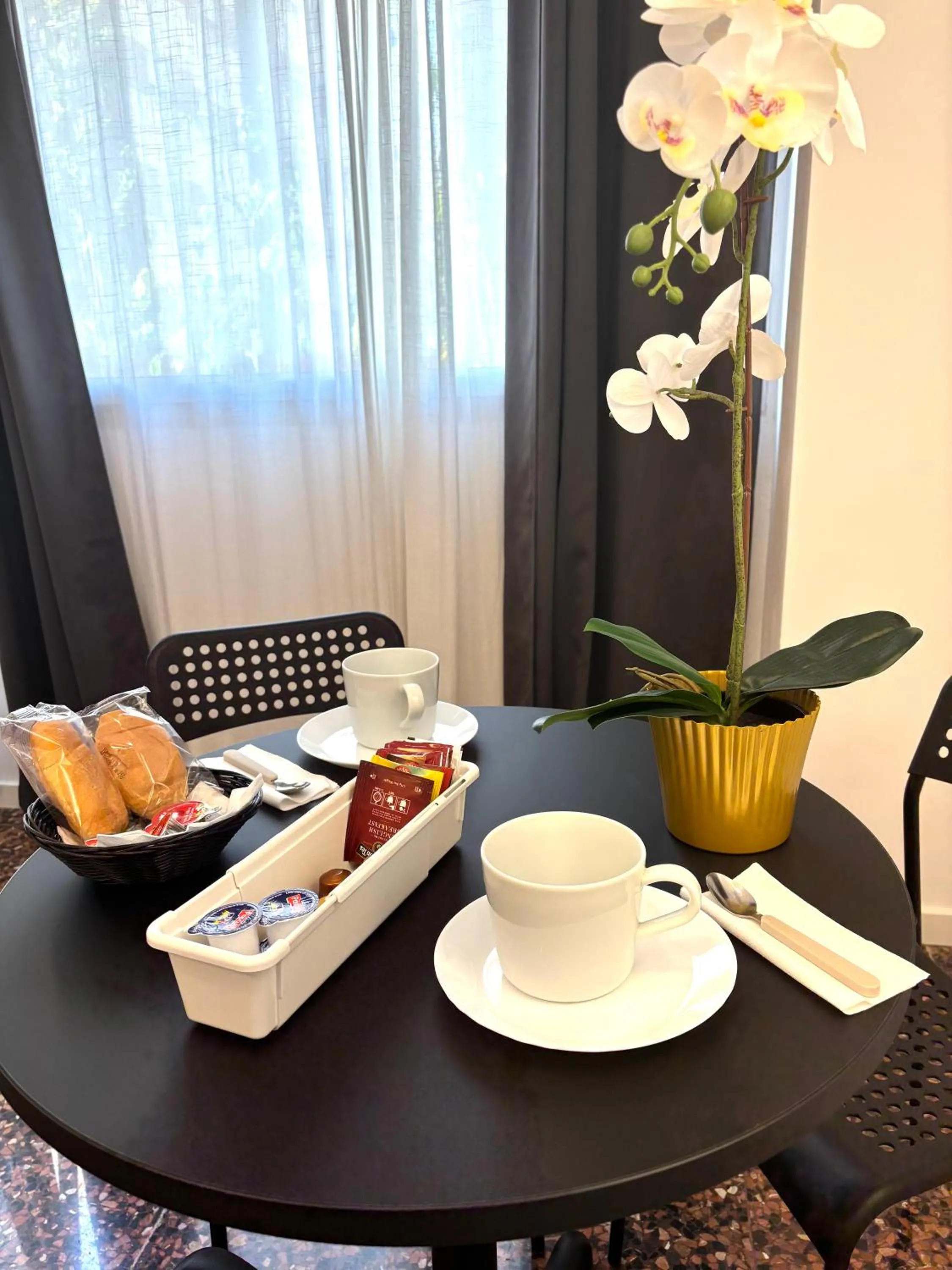 Breakfast in Apartahotel Espai Verd Benimaclet