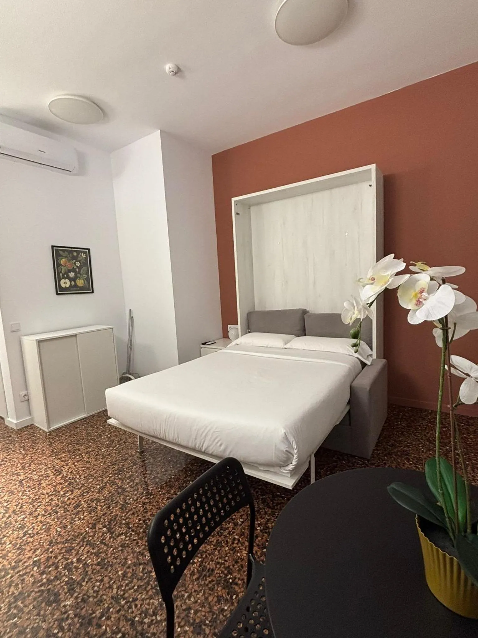 Bed in Apartahotel Espai Verd Benimaclet