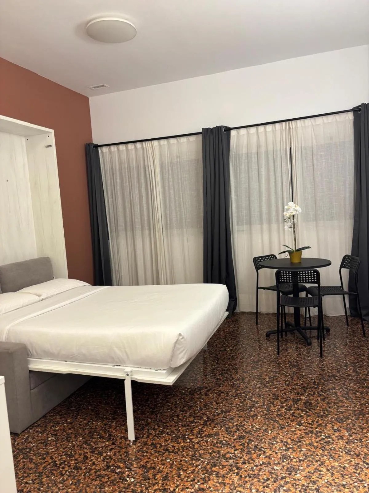 Bed in Apartahotel Espai Verd Benimaclet