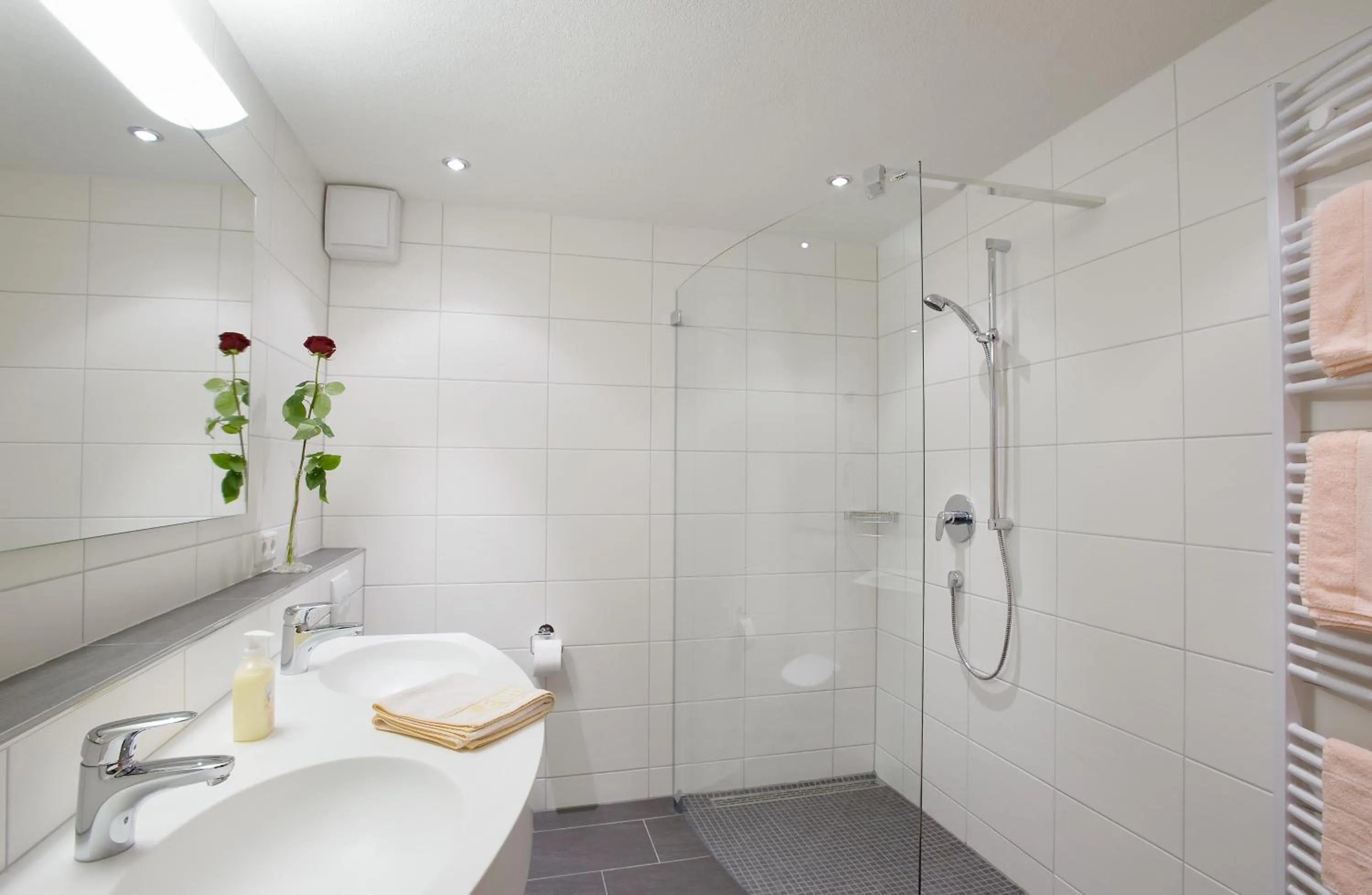 Bathroom in Pension Fohrenberg