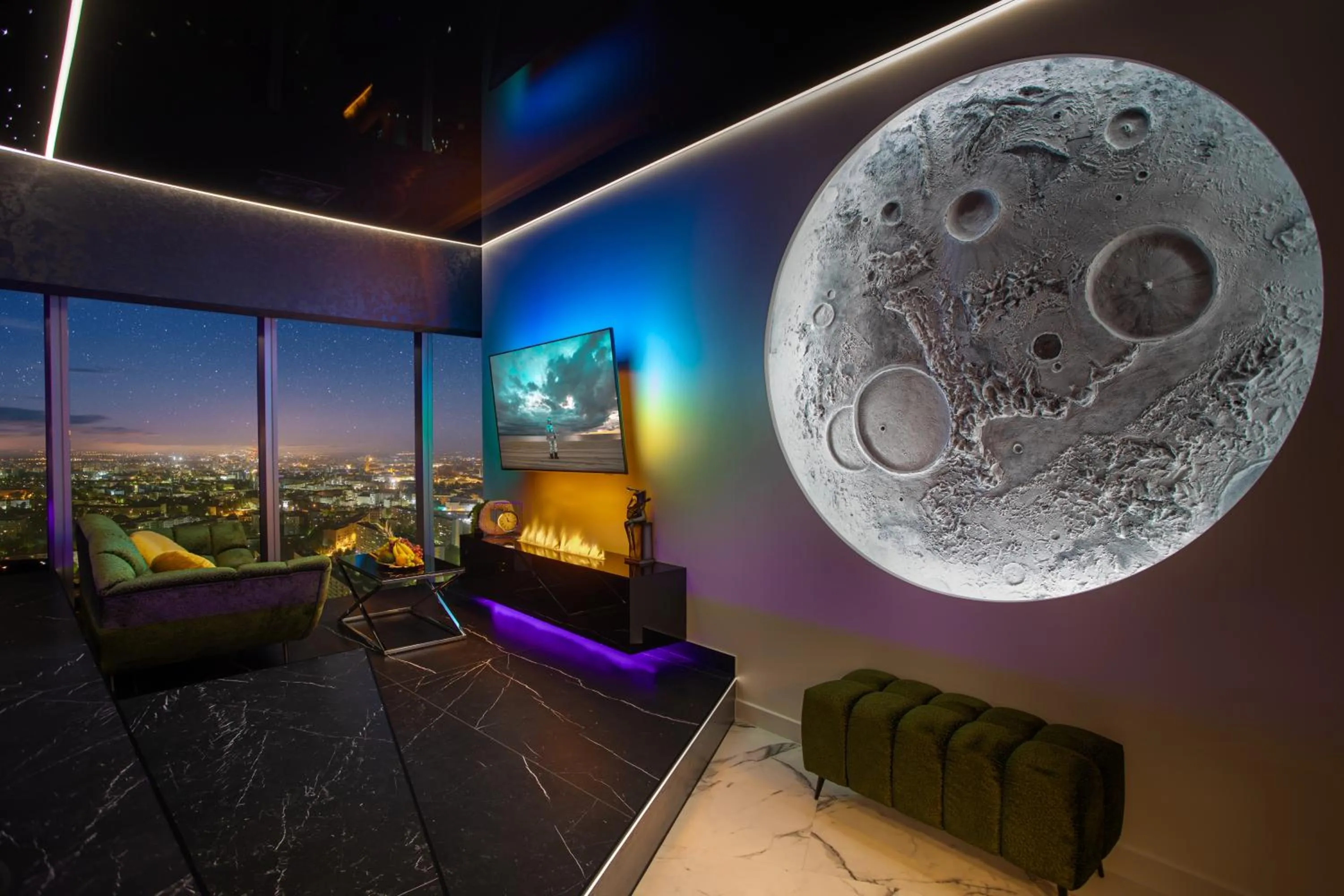 Night in Apartamenty Sky Tower z Jakuzzi Przy Oknie