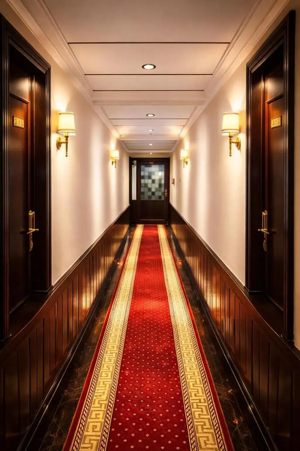 Double or Twin Room with Harbor View in YOU Nile View Hotel Double or Twin Room with Harbor View in YOU Nile View Hotel