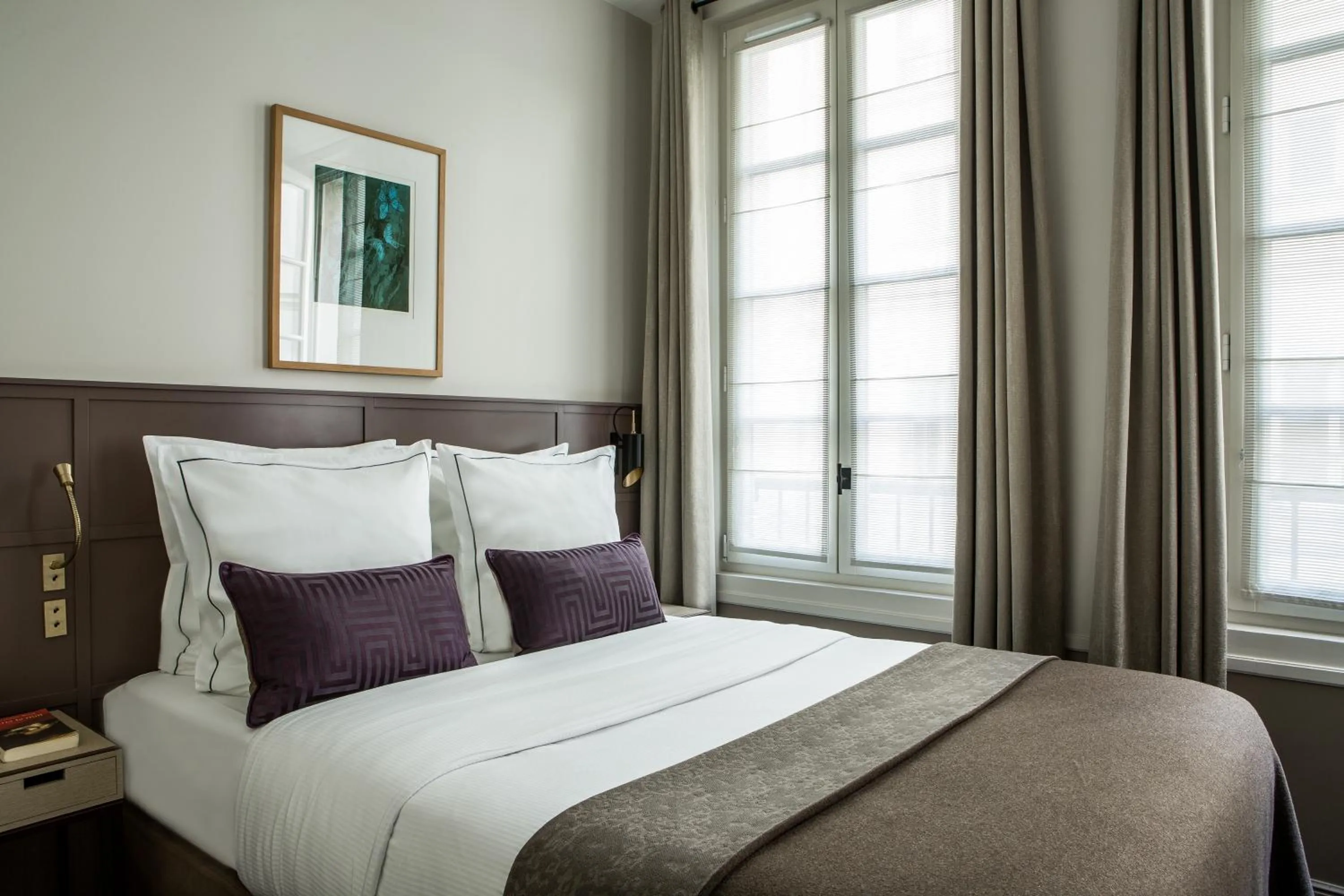 Photo of the whole room, Bed in Hôtel La Tamise - Esprit de France