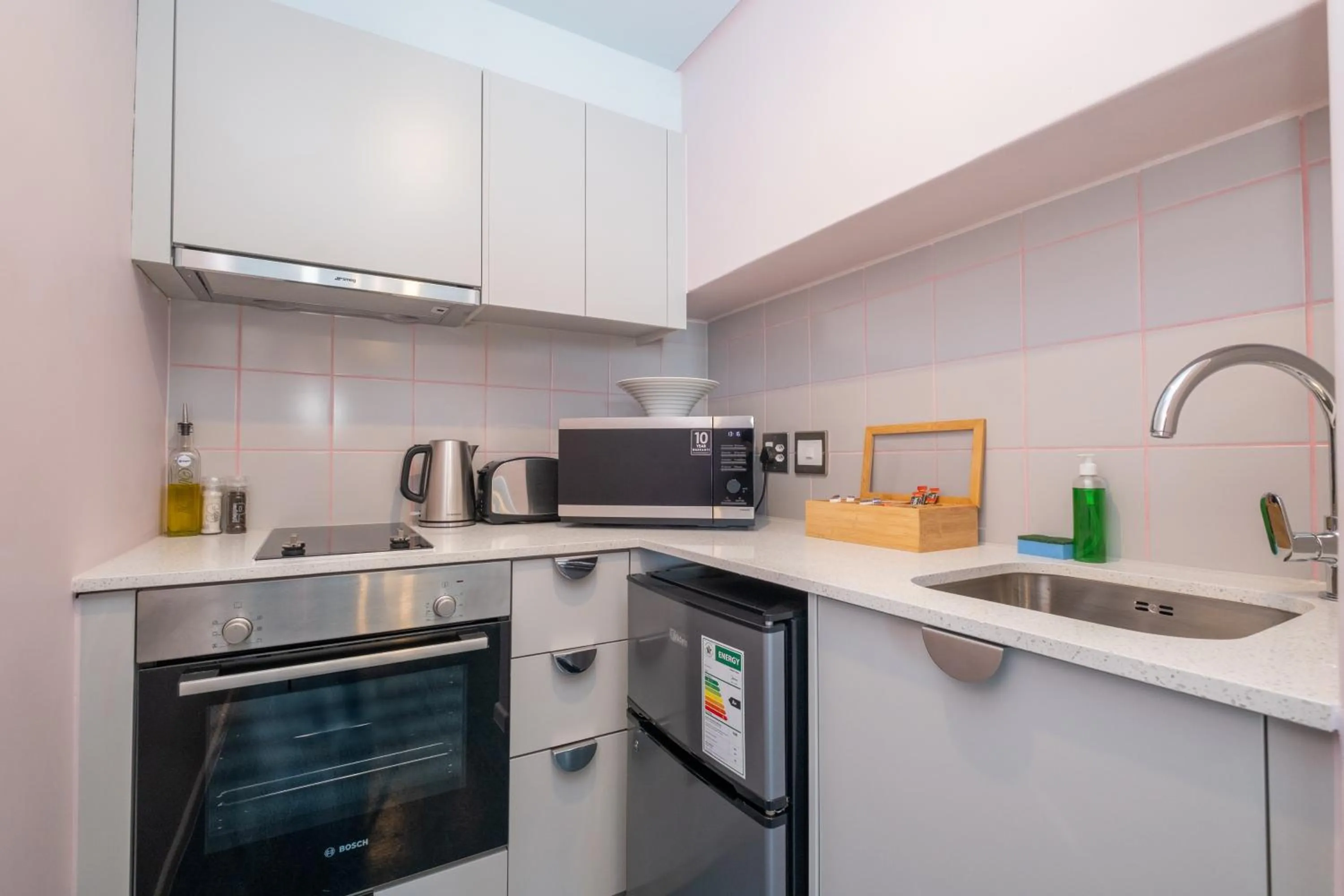 Kitchen or kitchenette in The Tropicana Hotel