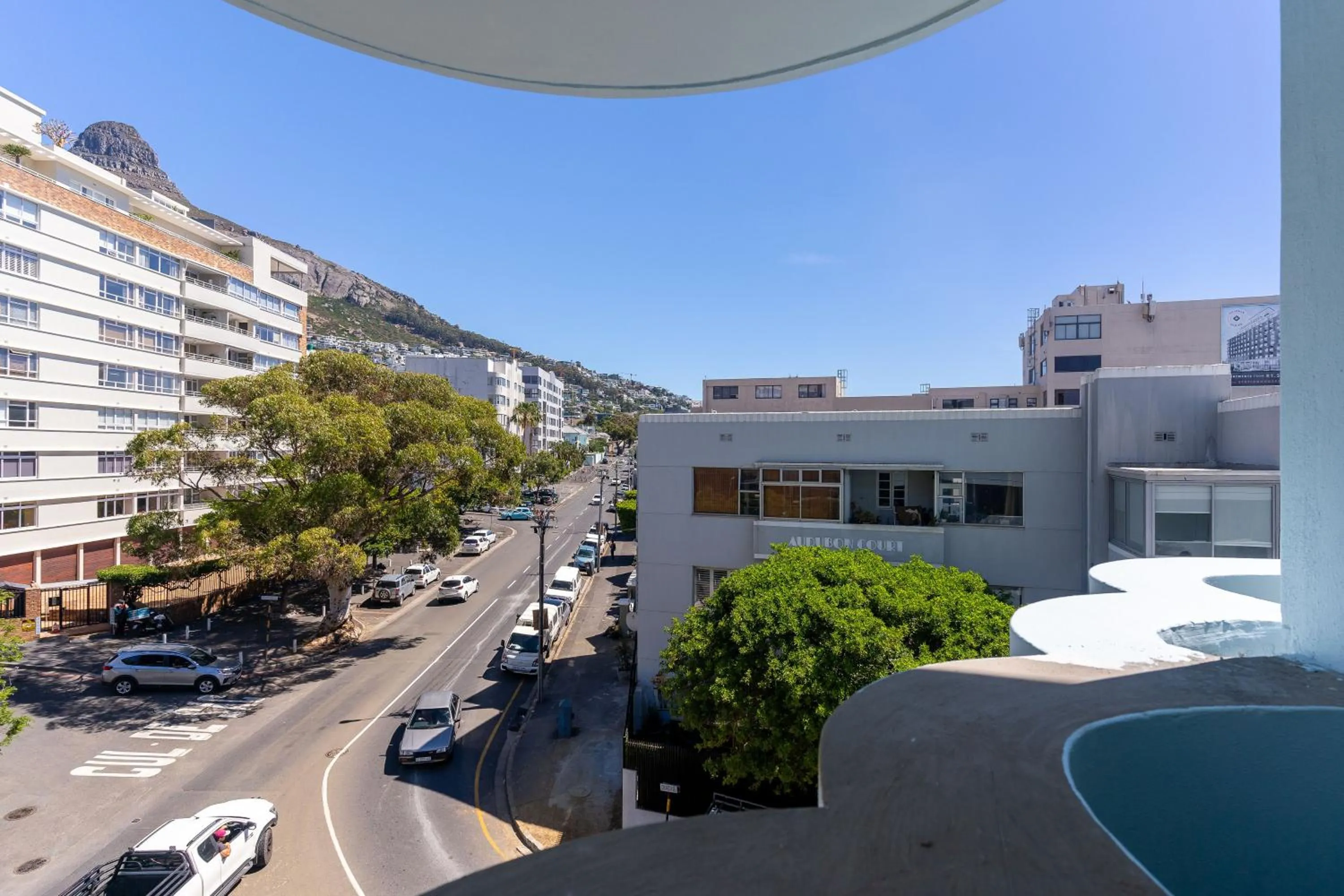 Neighbourhood in The Tropicana Hotel