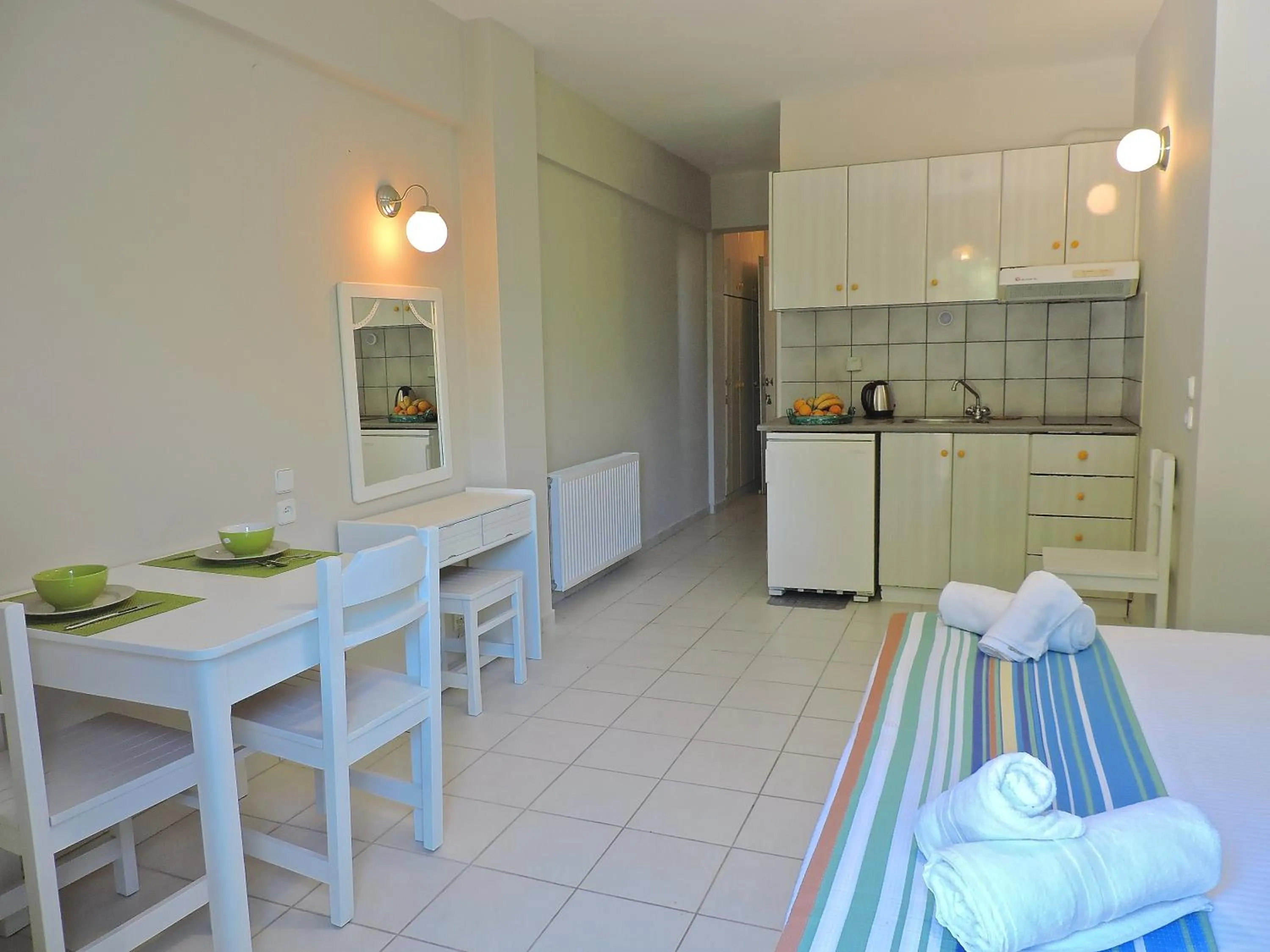 Photo of the whole room in Villa Theodora