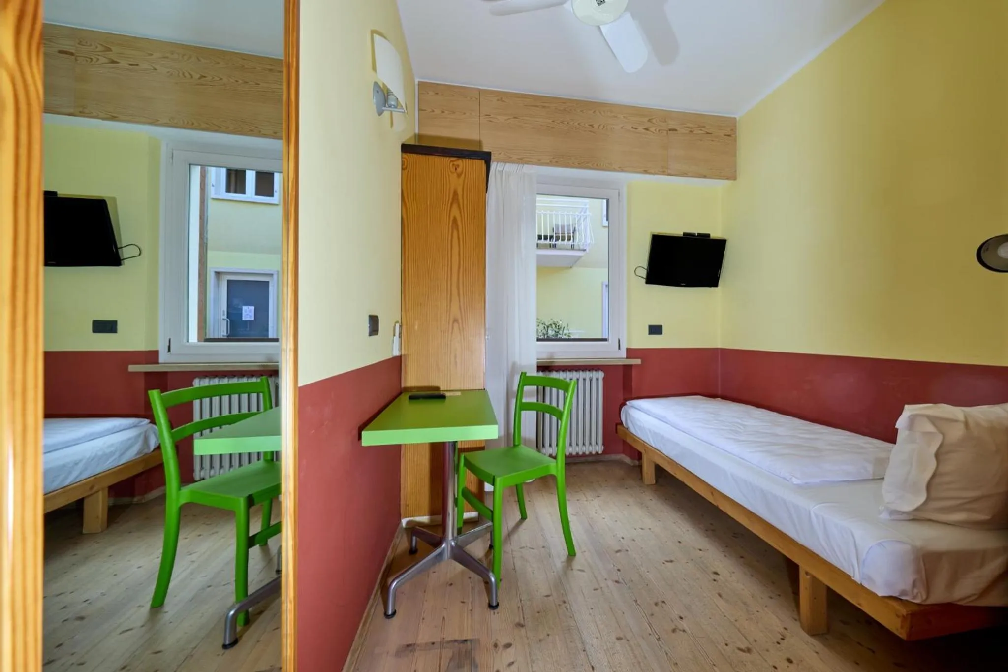 Photo of the whole room, Bed in Hotel Luna Rossa