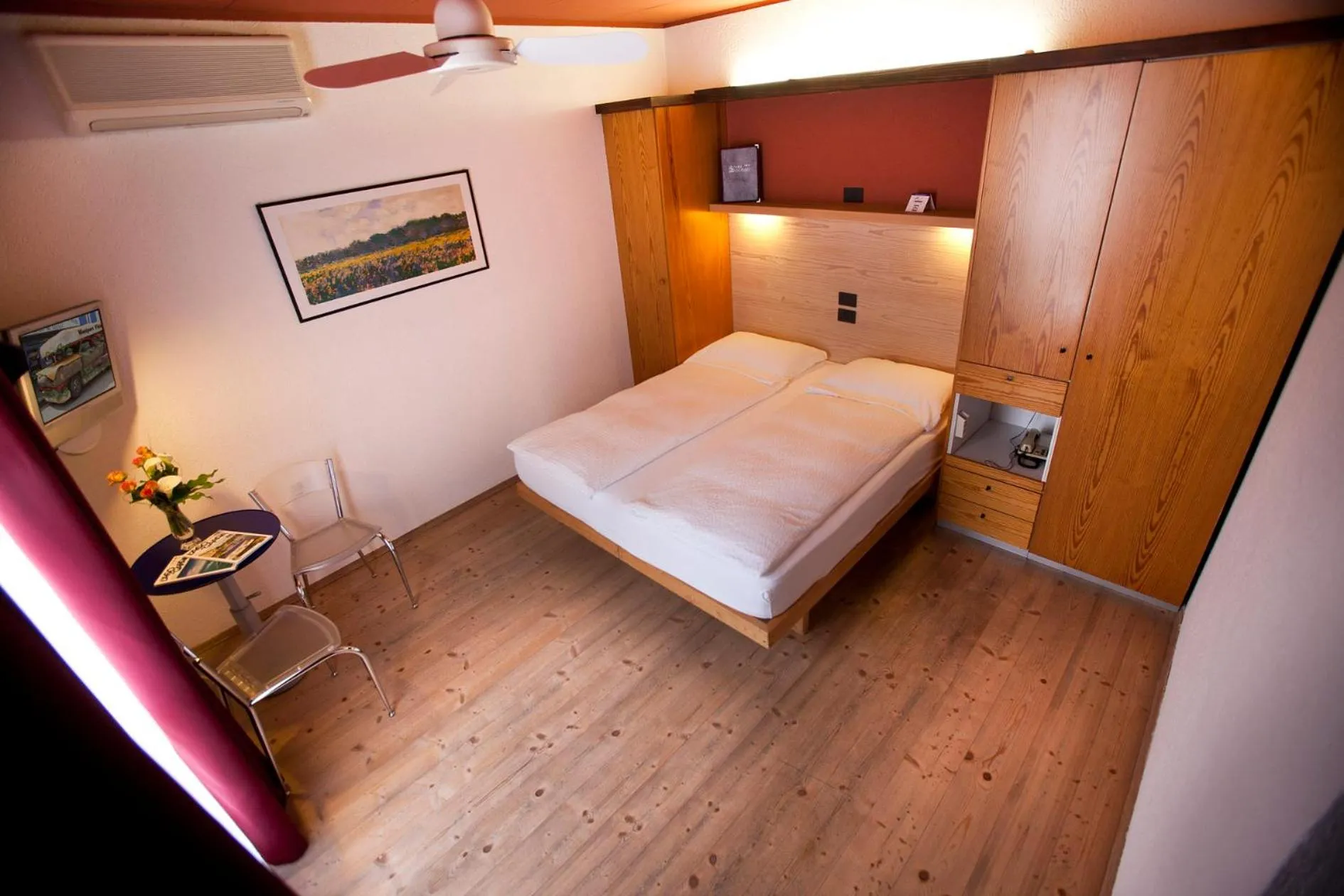 Bedroom, Bed in Hotel Luna Rossa