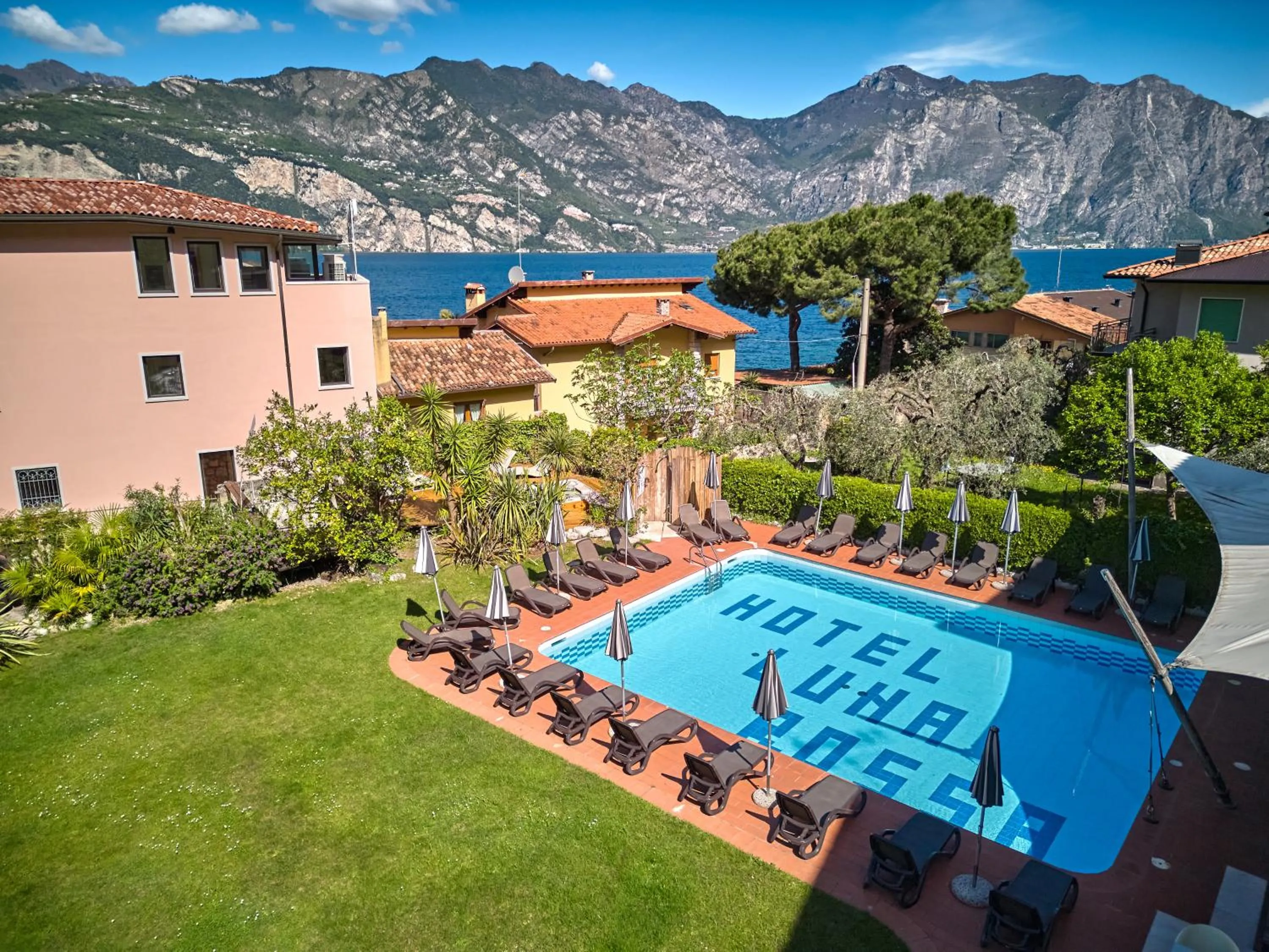 Garden in Hotel Luna Rossa