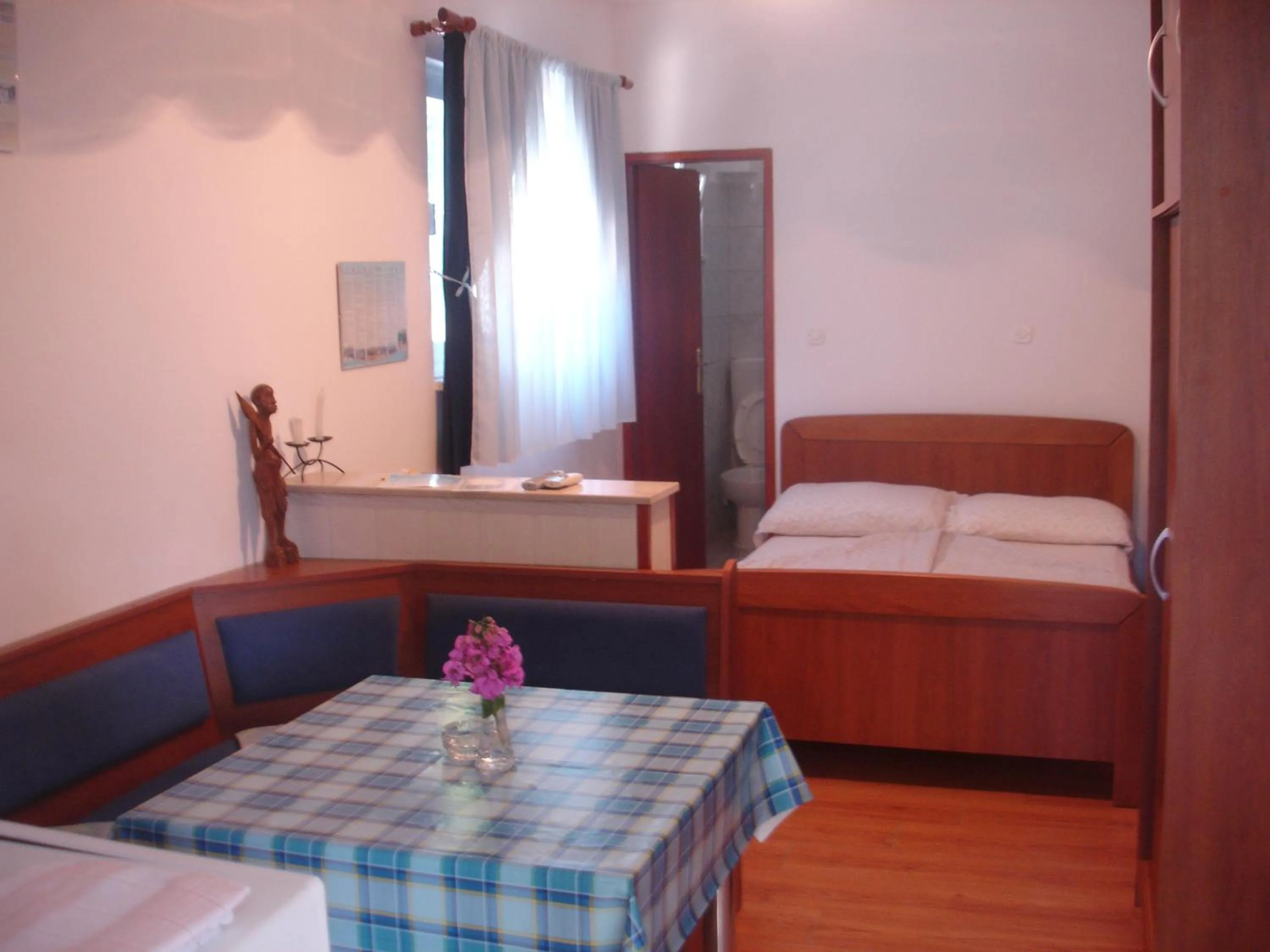 Bed in Dominik