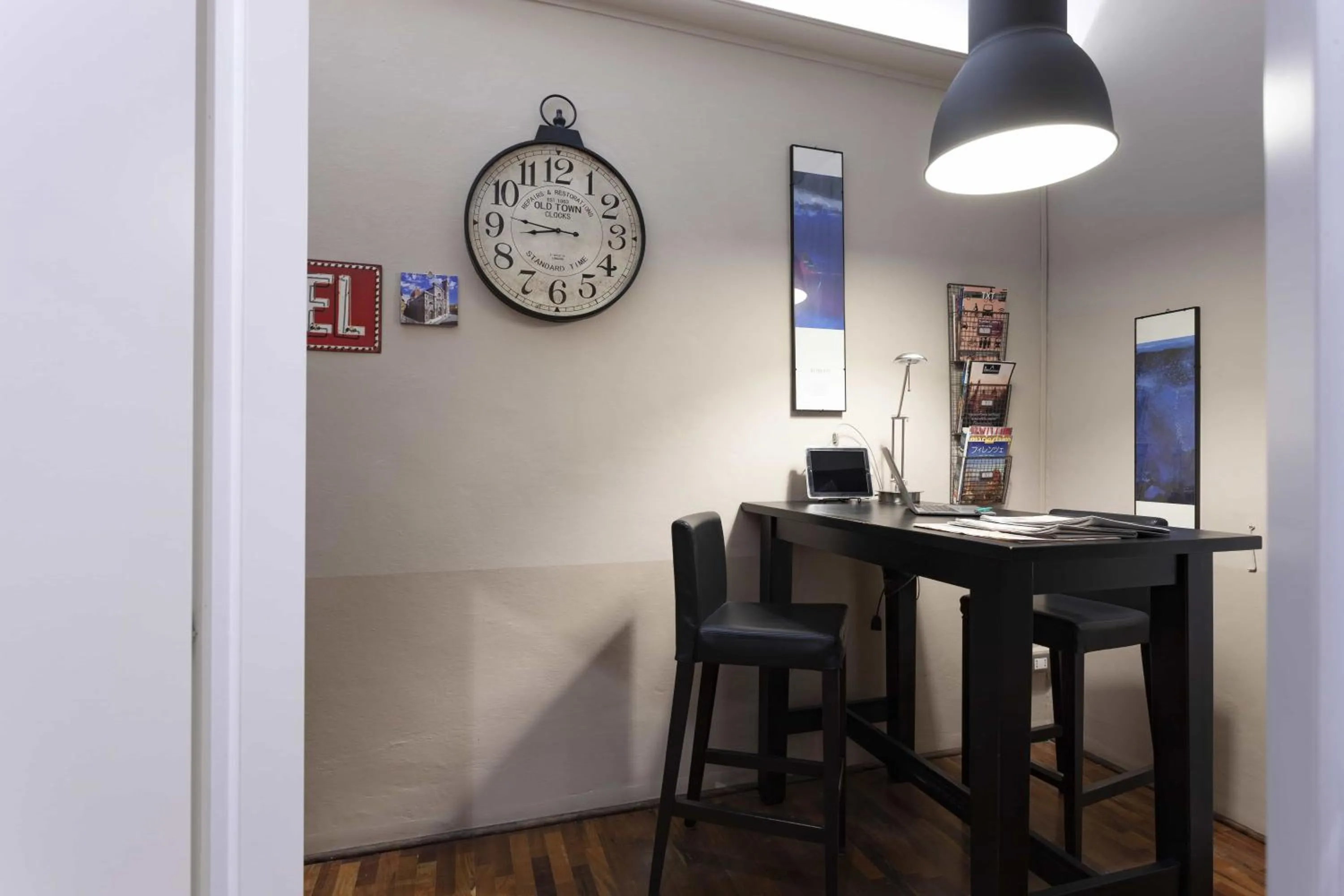 Communal lounge/ TV room in B&B Prestigia Rooms