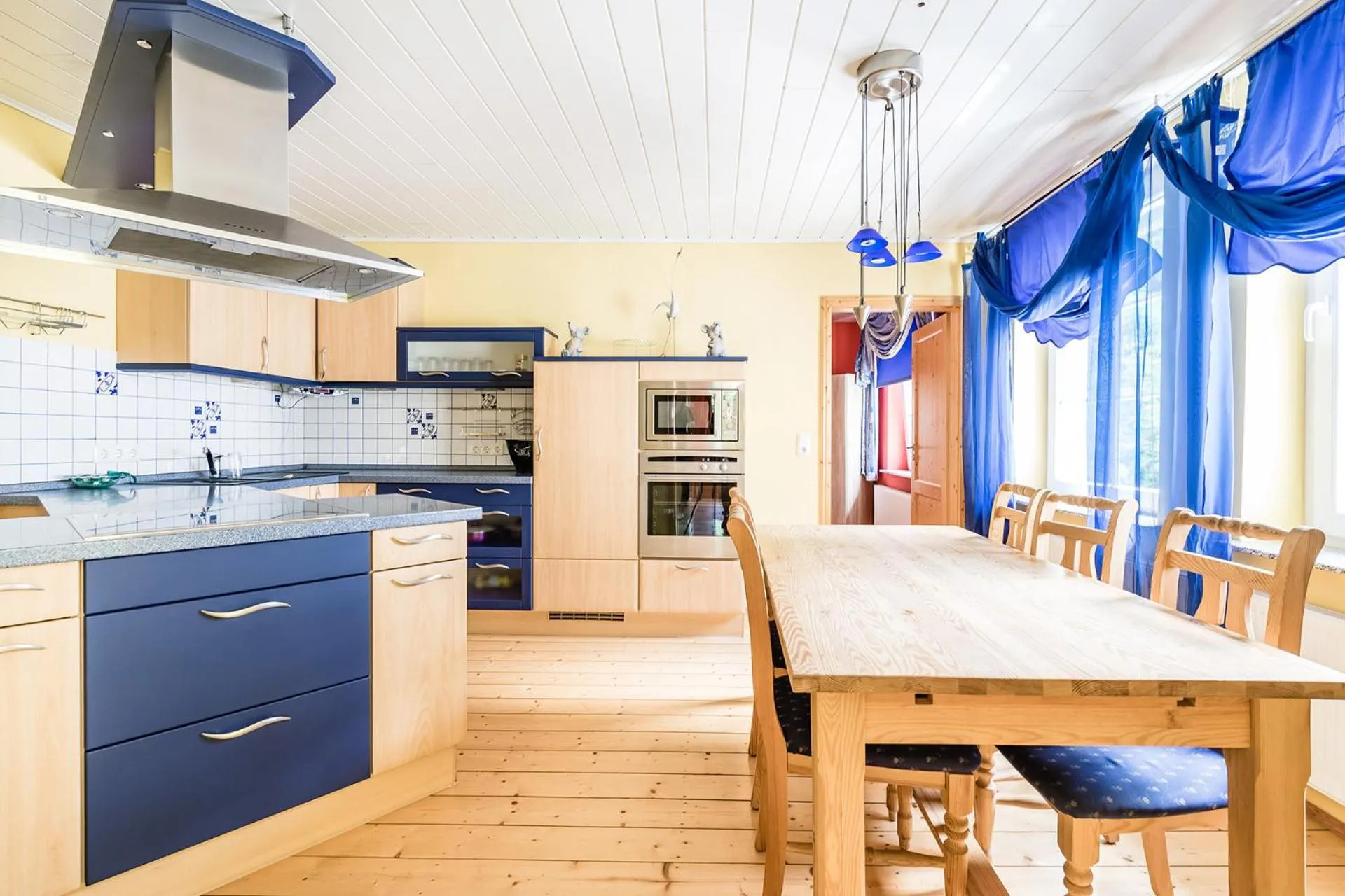 Kitchen or kitchenette in Nurburgring Rooms Pinocchio
